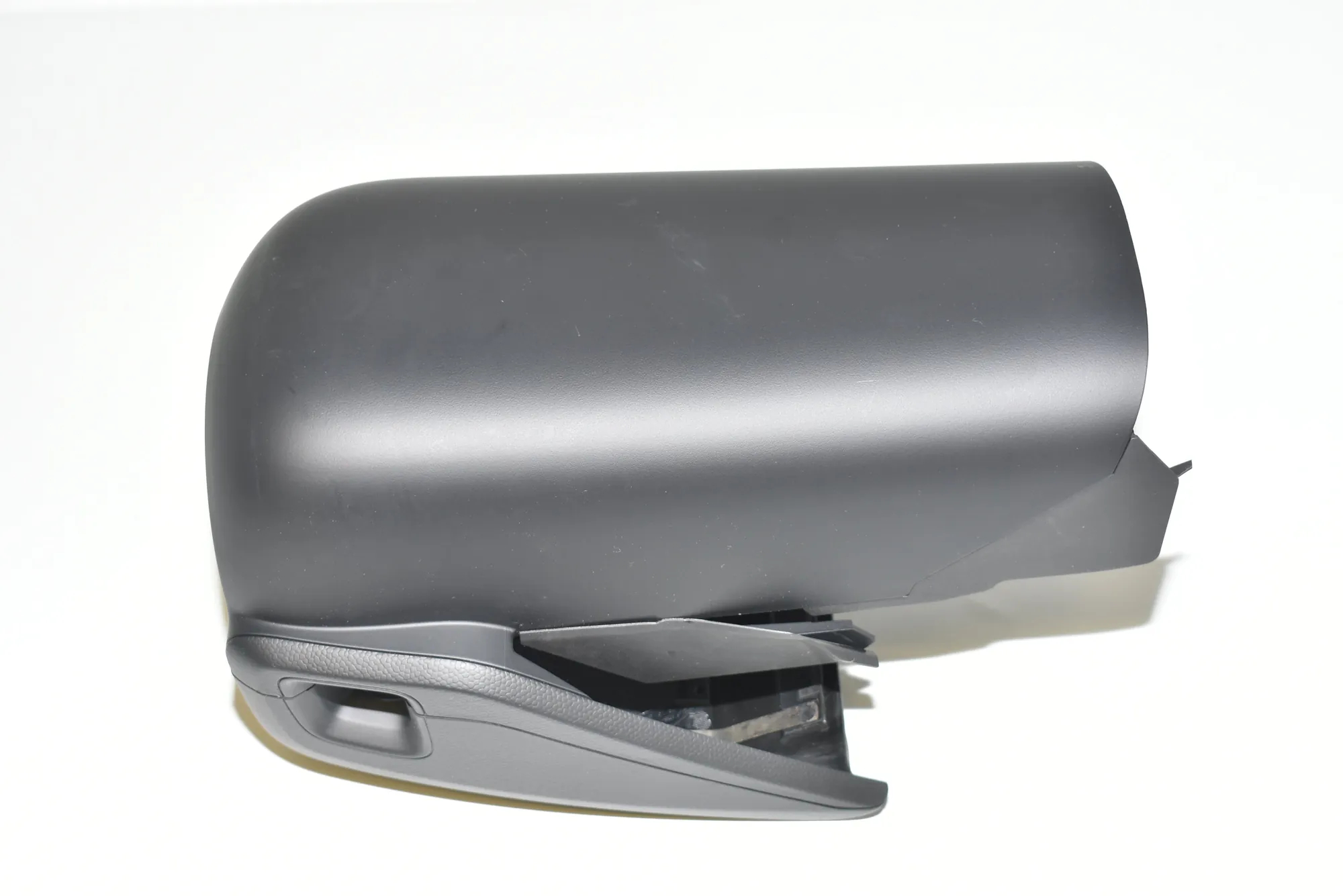 Steering Mechanism Trim – OEM 9285064 · BMW i3 (I01) Electric 2019