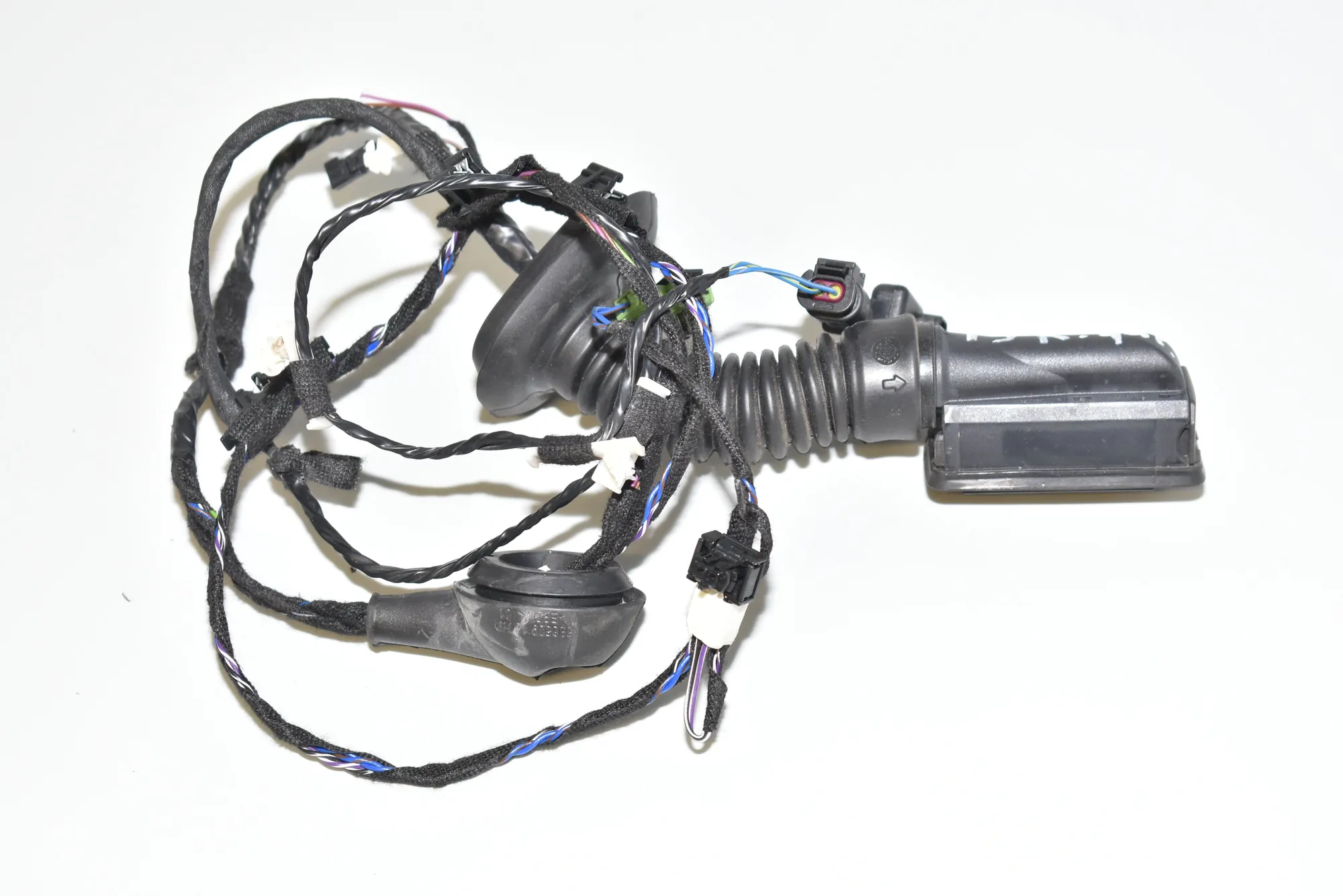Rear Left Door Wiring – OEM 9278298 · BMW i3 (I01) Electric 2019 – 2