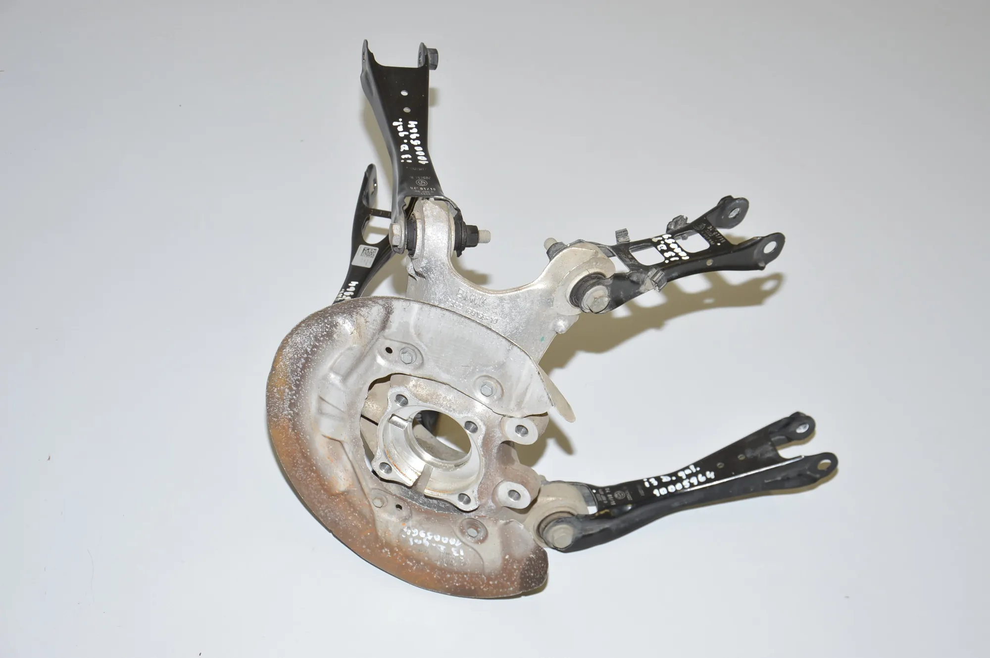 Rear Right Wheel Hub – OEM 6867882 · BMW i3 (I01) Electric 2019 – 3