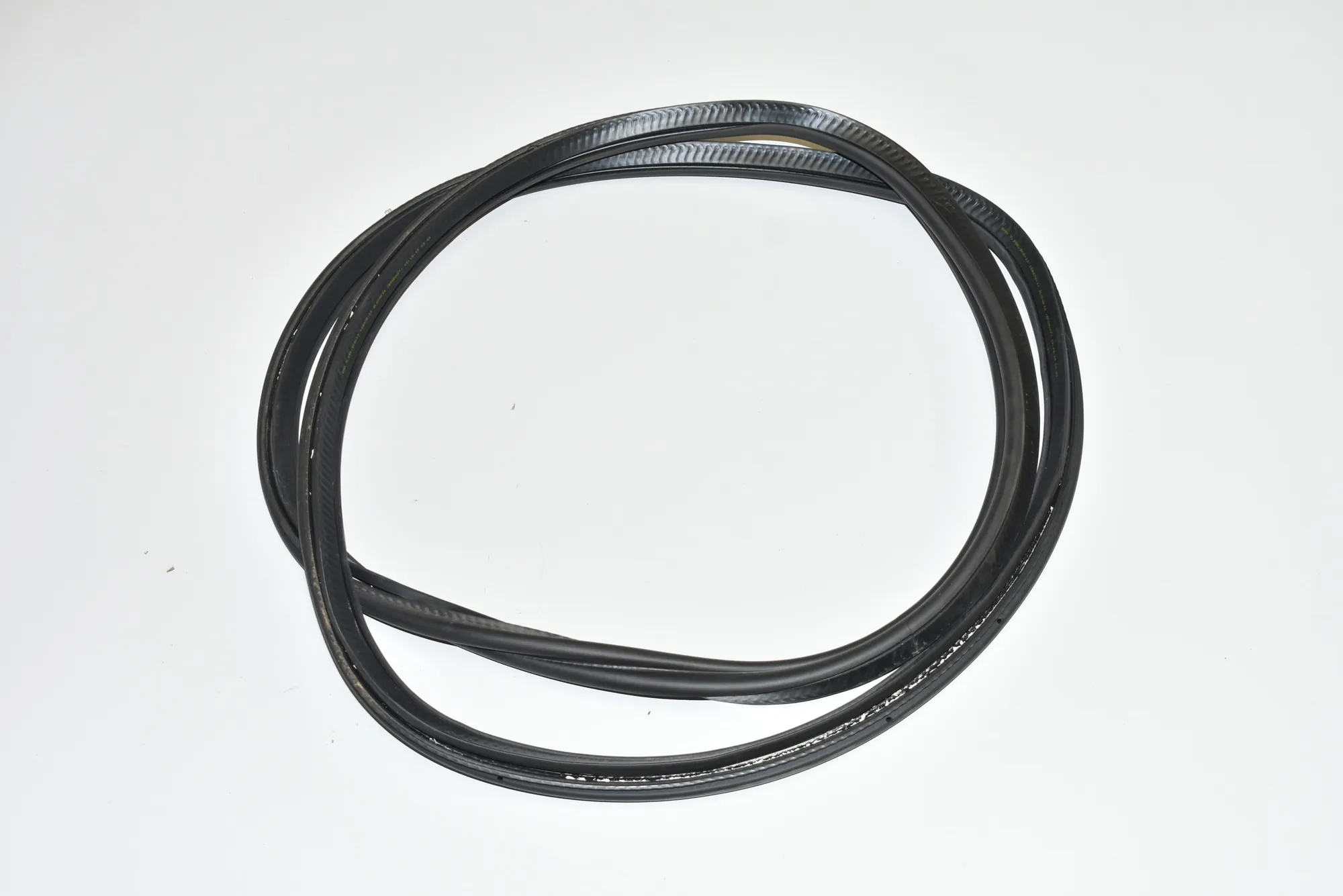 Tailgate Rubber Seal – OEM 7296906 · BMW i3 (I01) Electric 2019 – 2