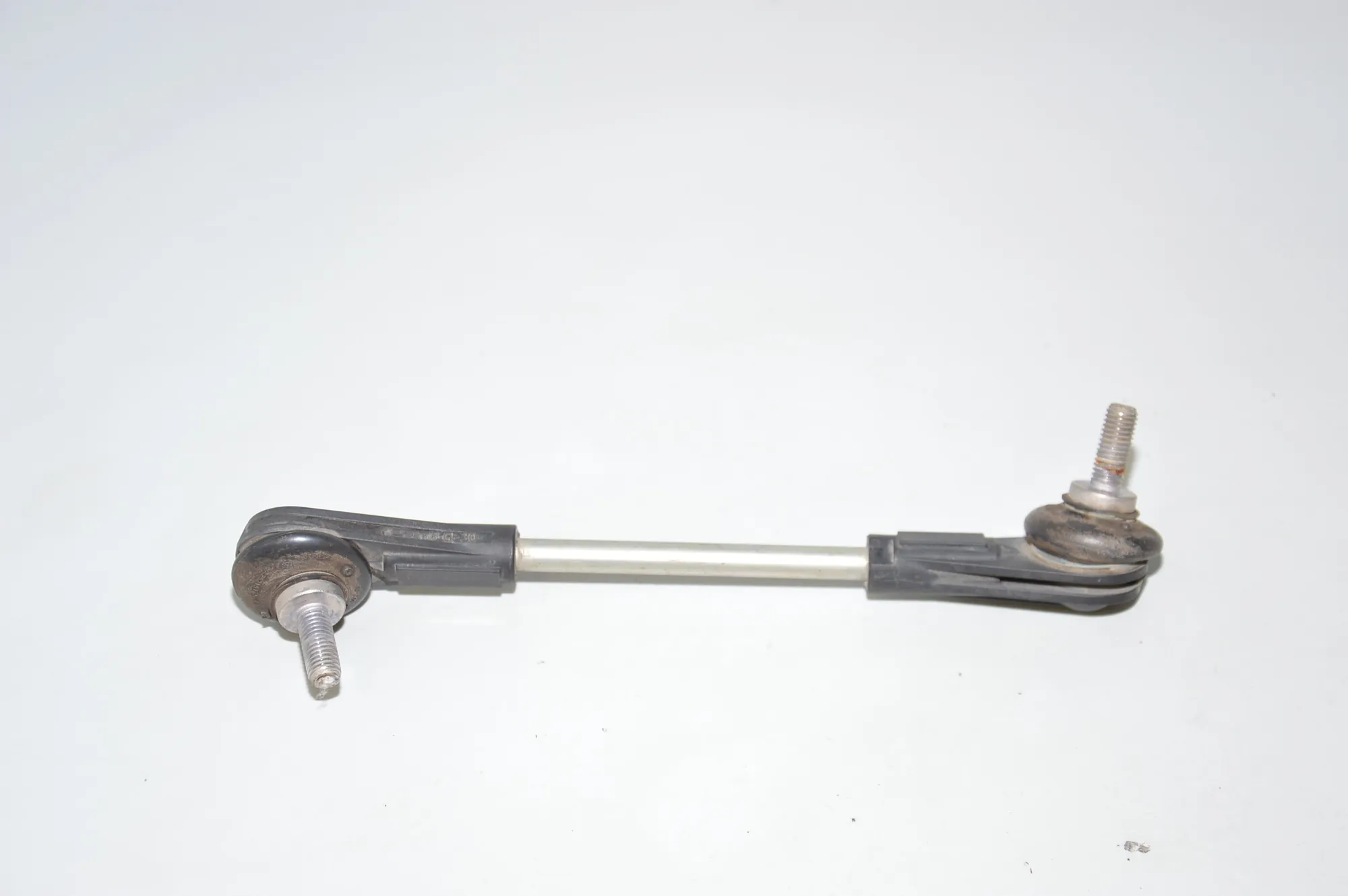 Front Right Stabilizer Link – OEM 6862858 · BMW i3 (I01) Electric 2019 – 3