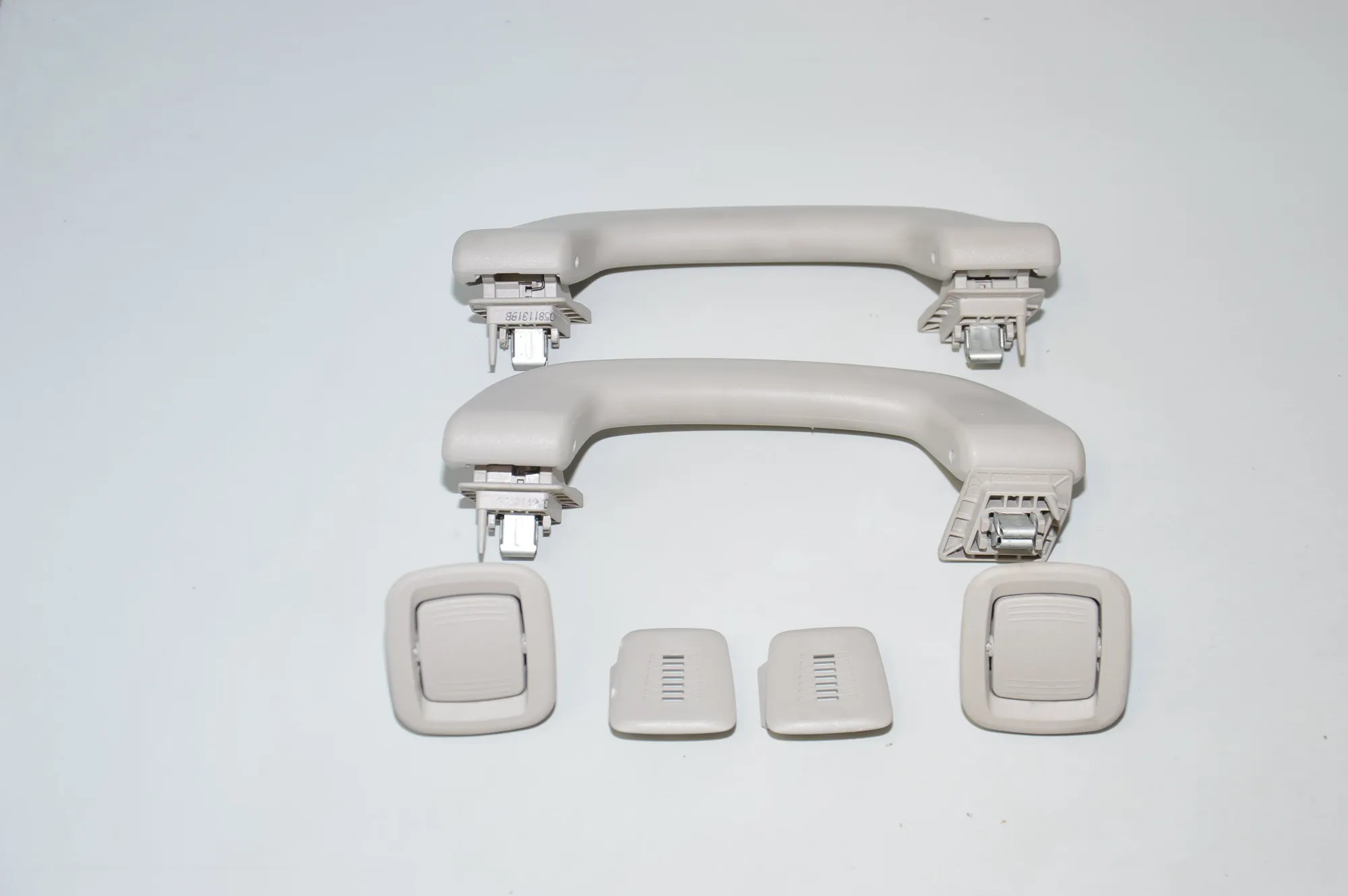 Front Left Roof Handle – OEM 7212594 · BMW i3 (I01) Electric 2019 – 4