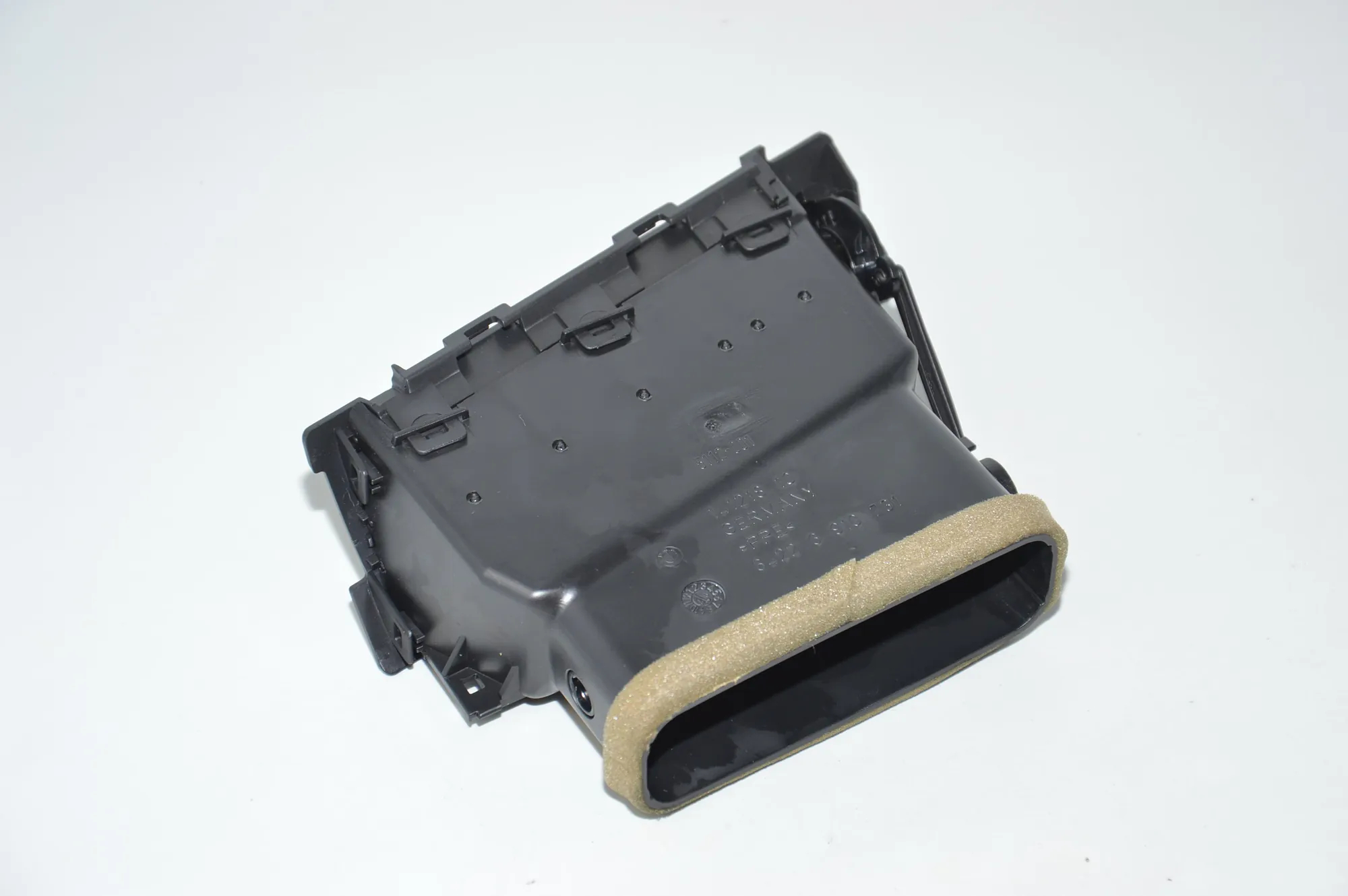 Dashboard Air Vents – OEM 6910731 · BMW 5 (E60) 520 d 2007 – 4