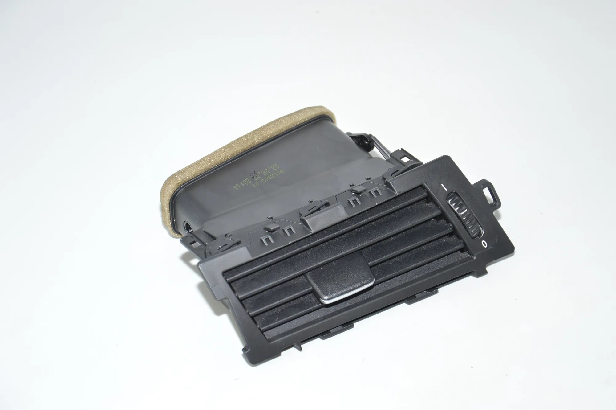 Dashboard Air Vents – OEM 6910731 · BMW 5 (E60) 520 d 2007 – 2
