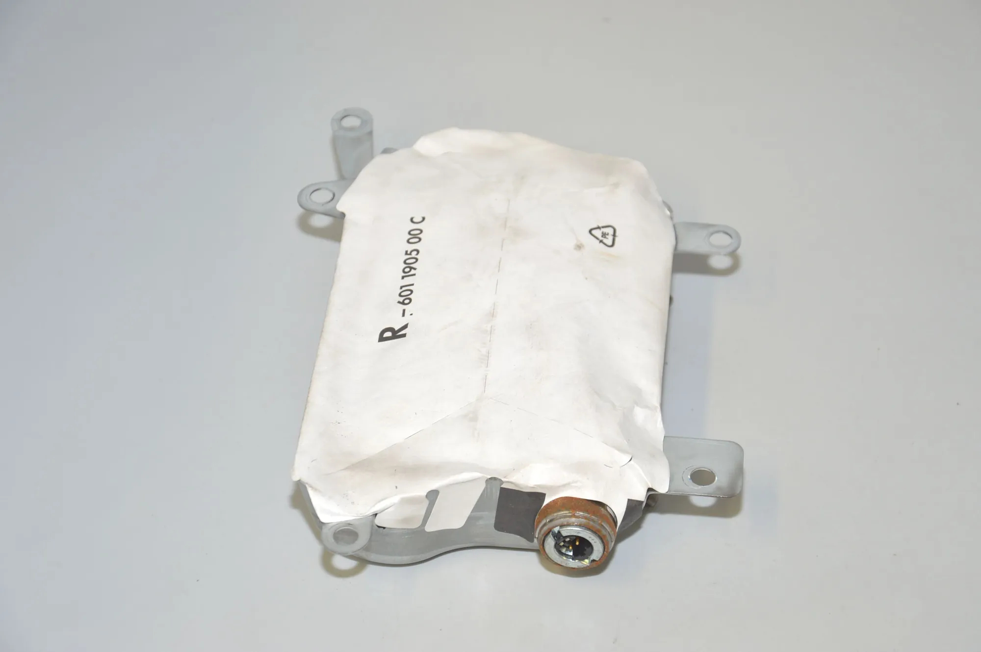 Front Right Door Safety Bag SRS – OEM 6963022 · BMW 5 (E60) 520 d 2007 – 2