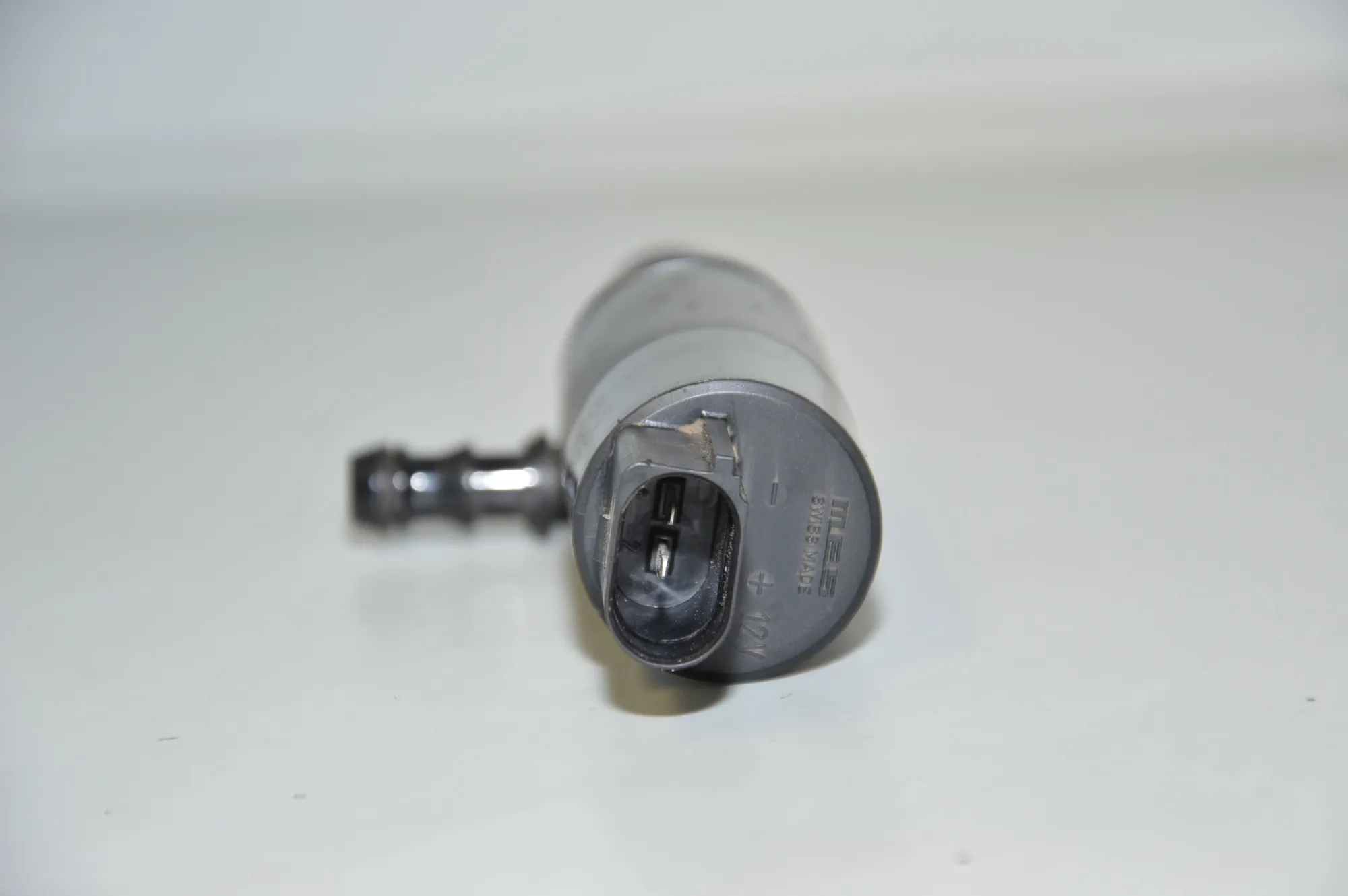 Washer Tank Motor – OEM 6973097 · BMW 5 (E60) 520 d 2007 – 5