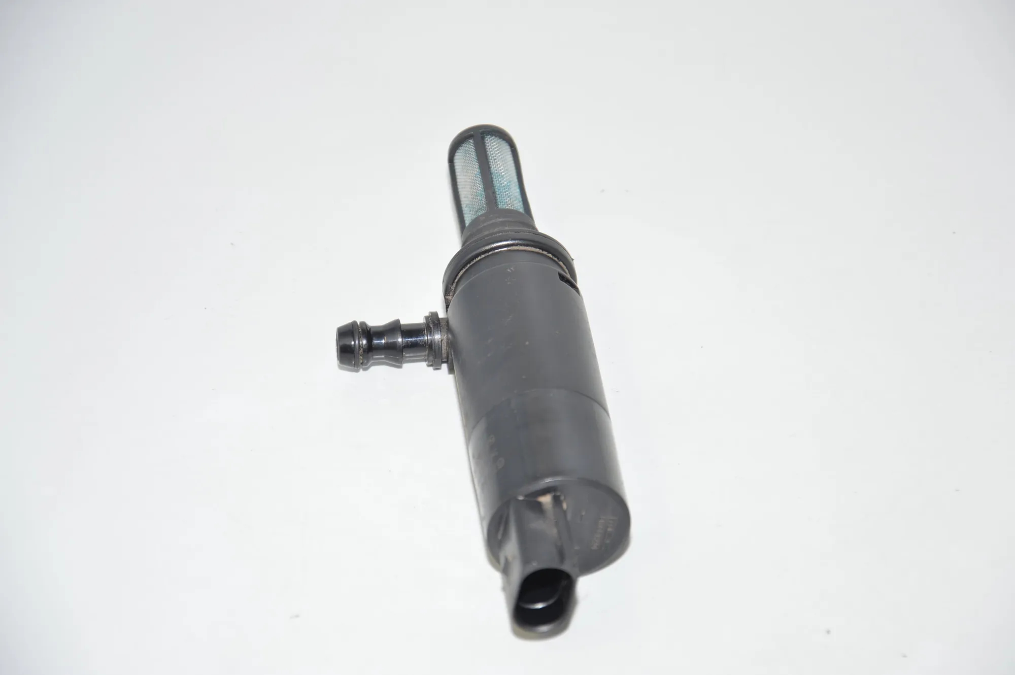 Washer Tank Motor – OEM 6973097 · BMW 5 (E60) 520 d 2007 – 4