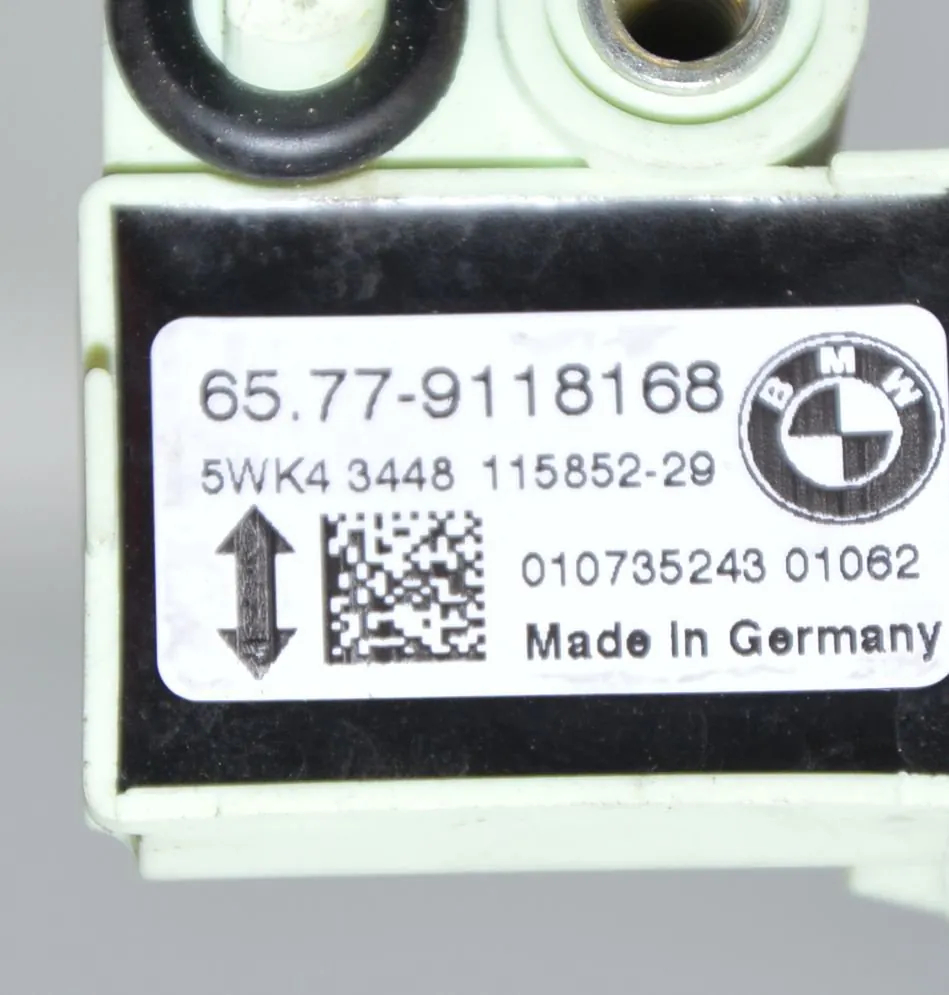 Left Side Impact Sensor – OEM 9118168 · BMW 5 (E60) 520 d 2007 – 6
