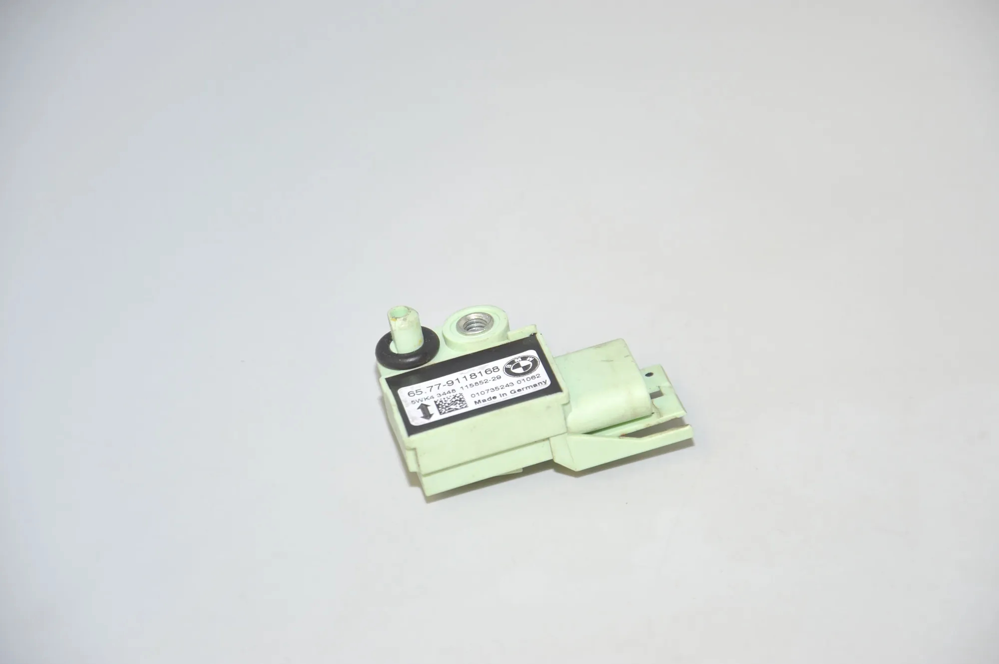 Left Side Impact Sensor – OEM 9118168 · BMW 5 (E60) 520 d 2007