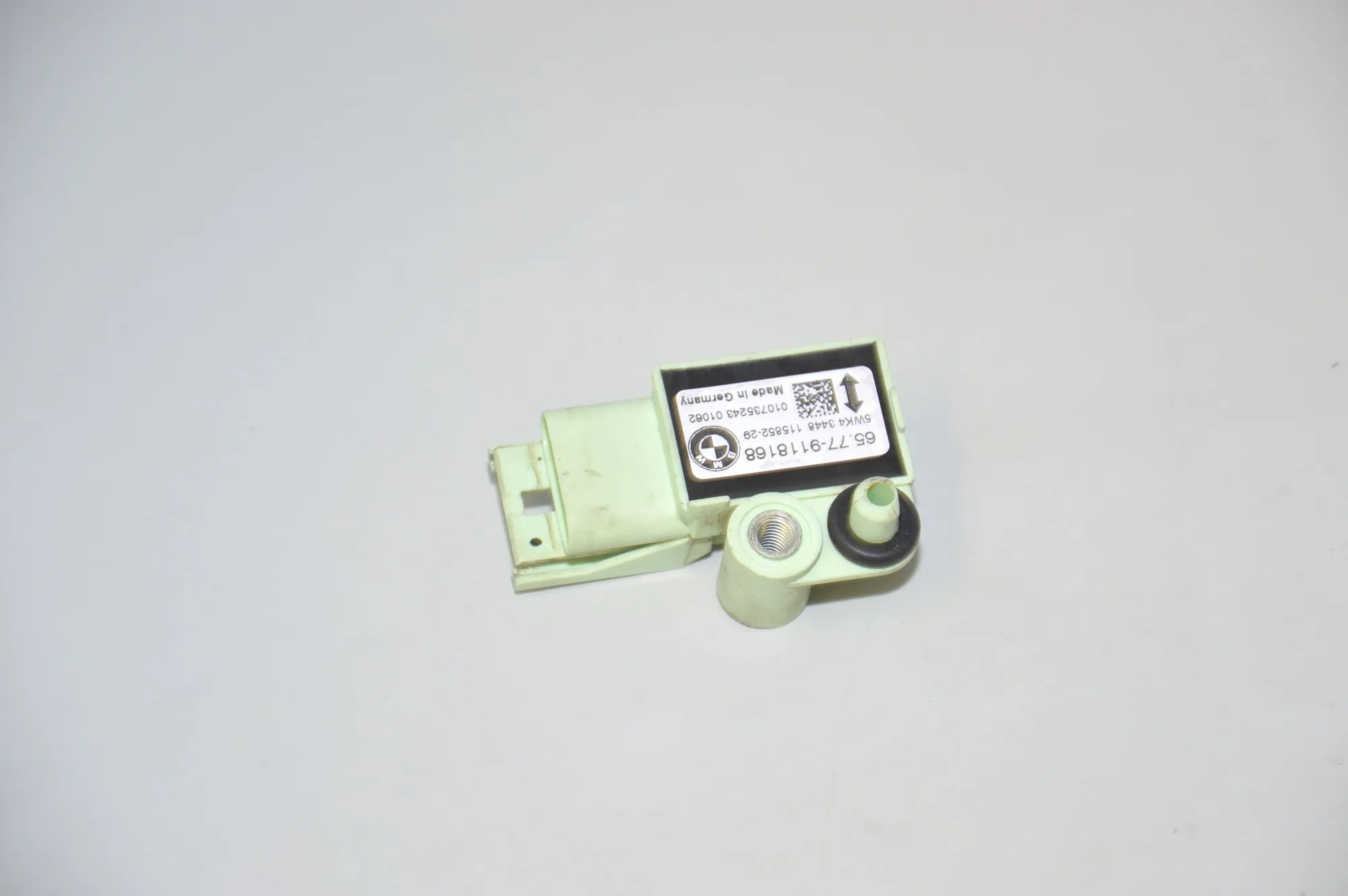 Left Side Impact Sensor – OEM 9118168 · BMW 5 (E60) 520 d 2007 – 2