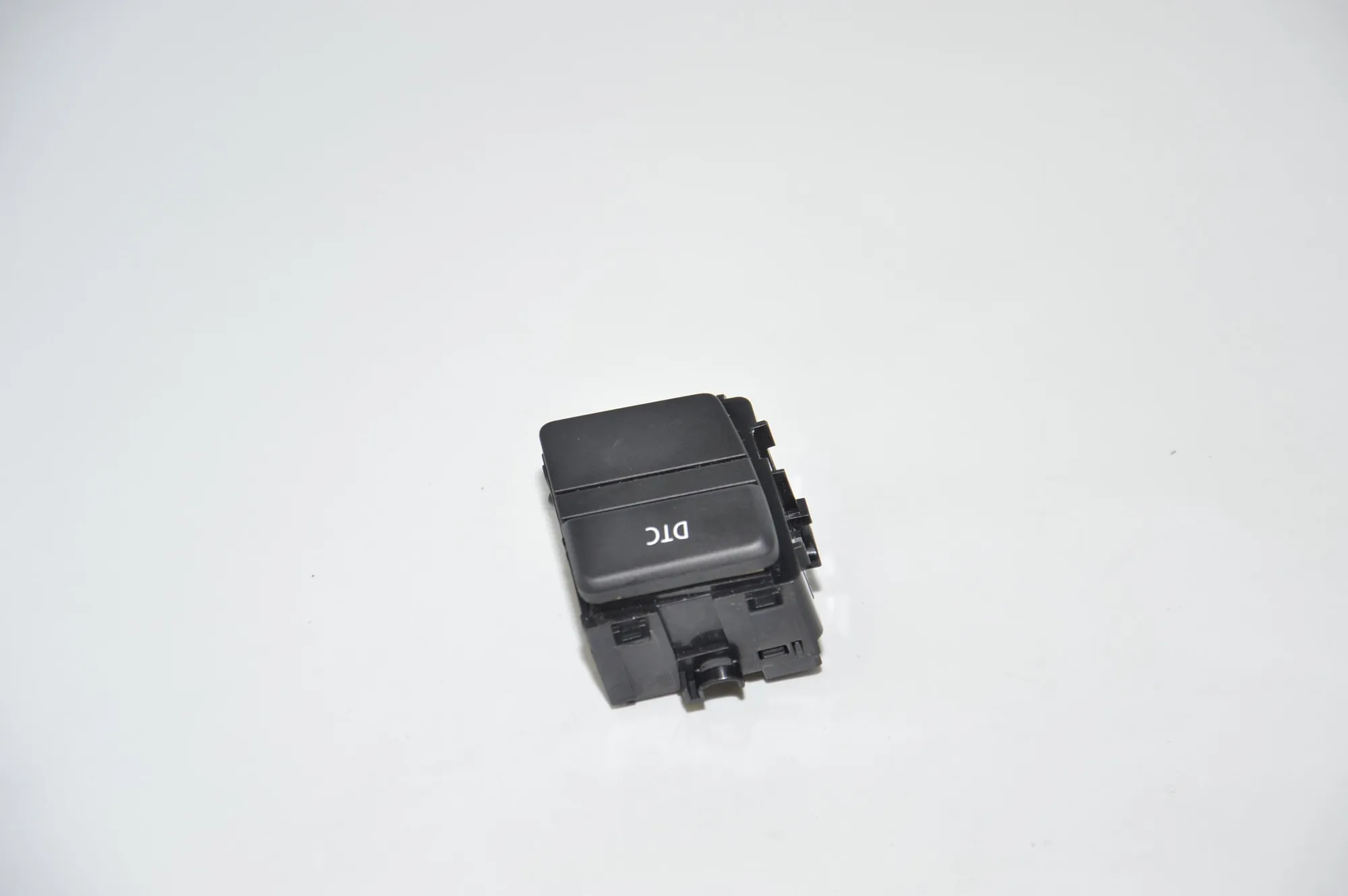 Switches – OEM 9159051 · BMW 5 (E60) 520 d 2007 – 3