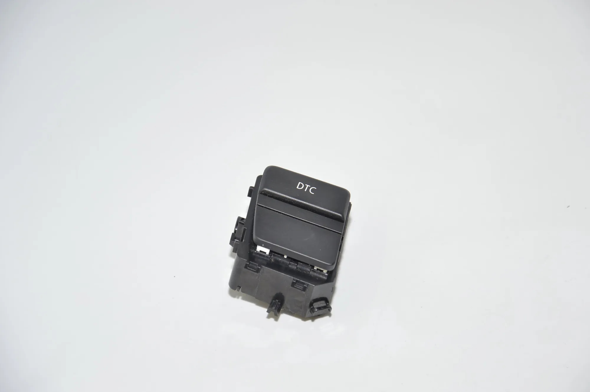 Switches – OEM 9159051 · BMW 5 (E60) 520 d 2007 – 2