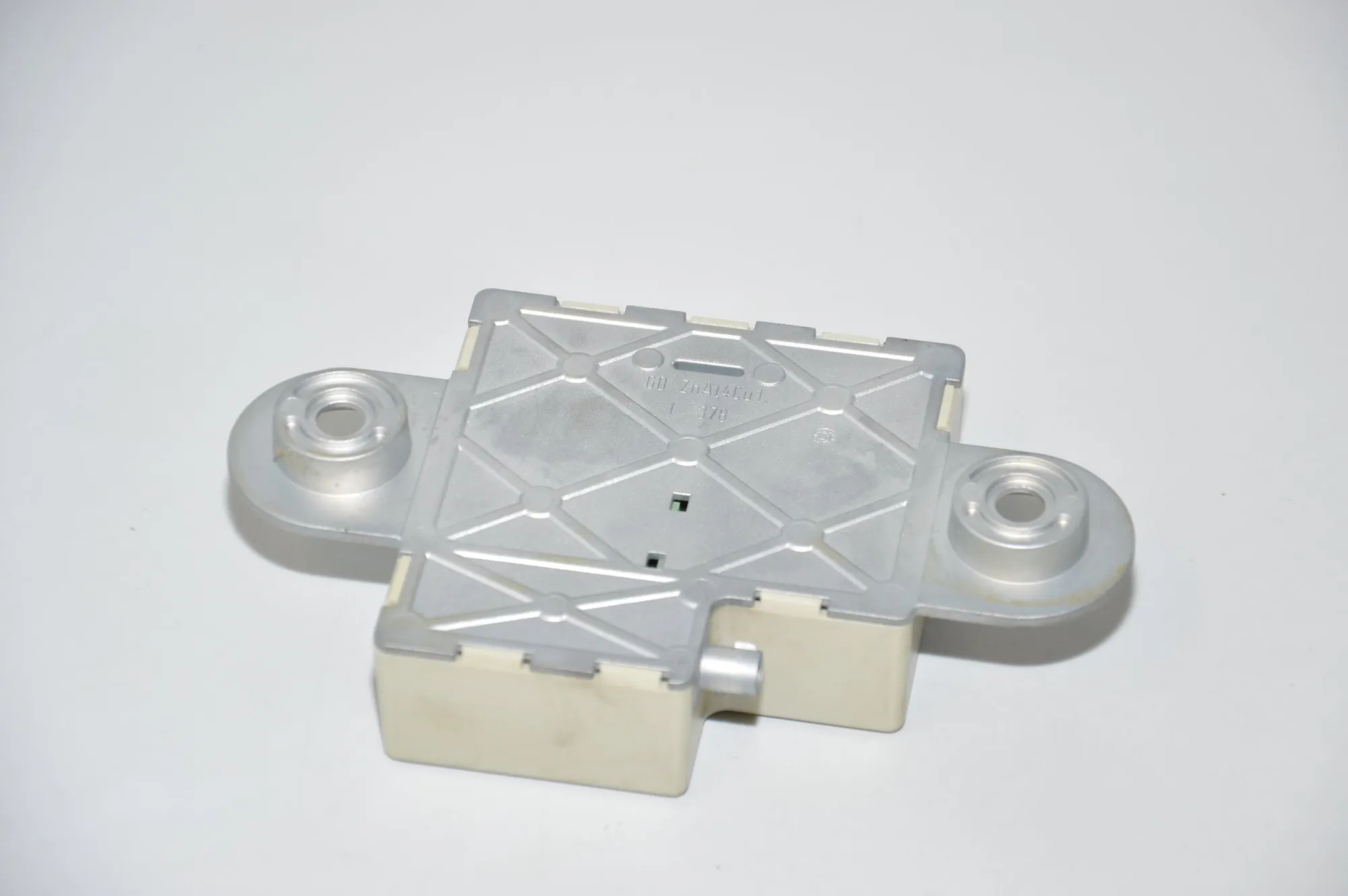 Antenna – OEM 6935024 · BMW 5 (E60) 520 d 2007 – 4