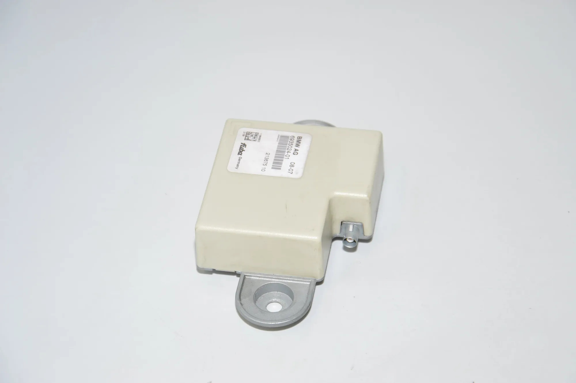 Antenna – OEM 6935024 · BMW 5 (E60) 520 d 2007 – 2