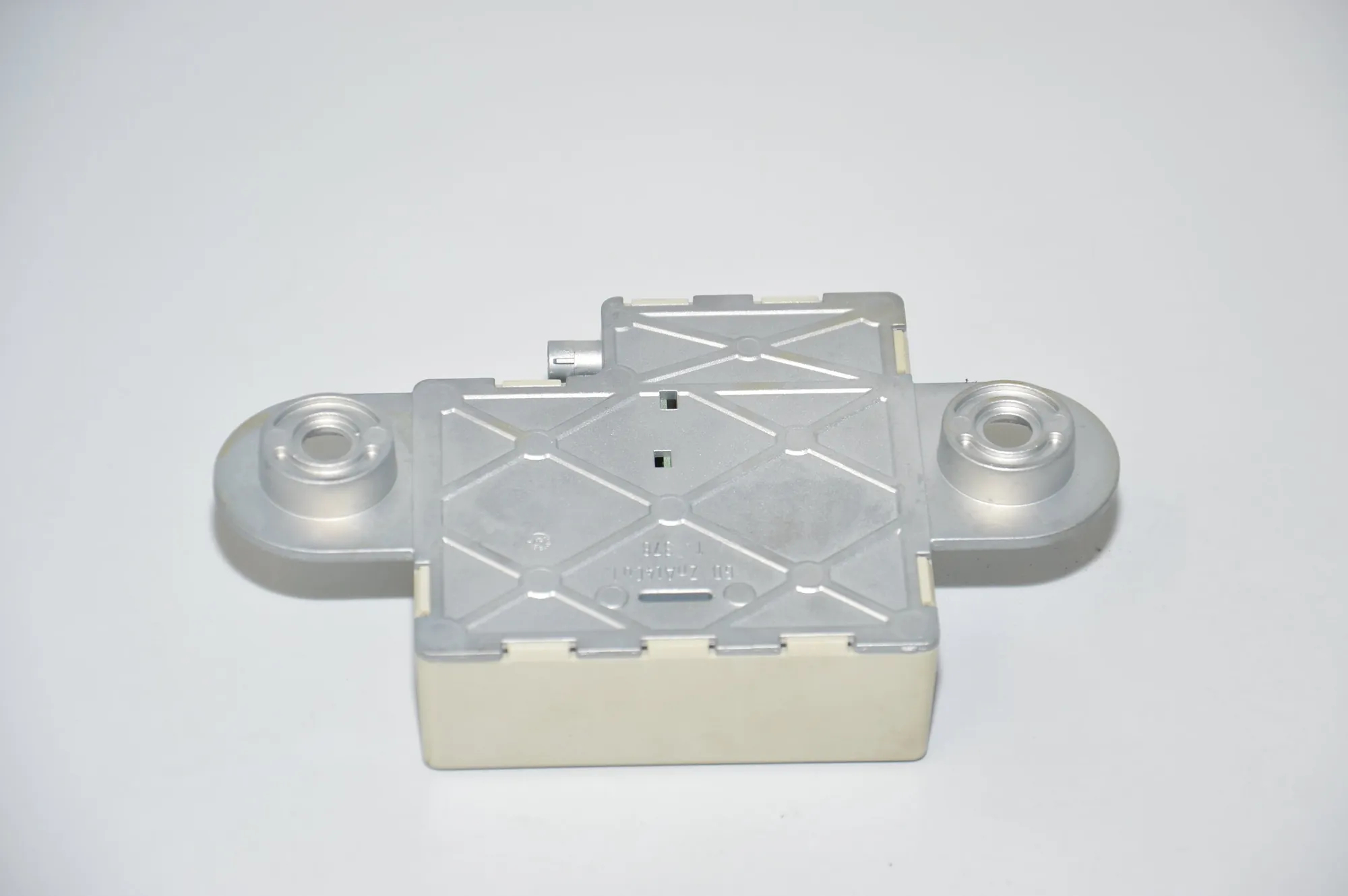 Antenna – OEM 6935024 · BMW 5 (E60) 520 d 2007 – 3