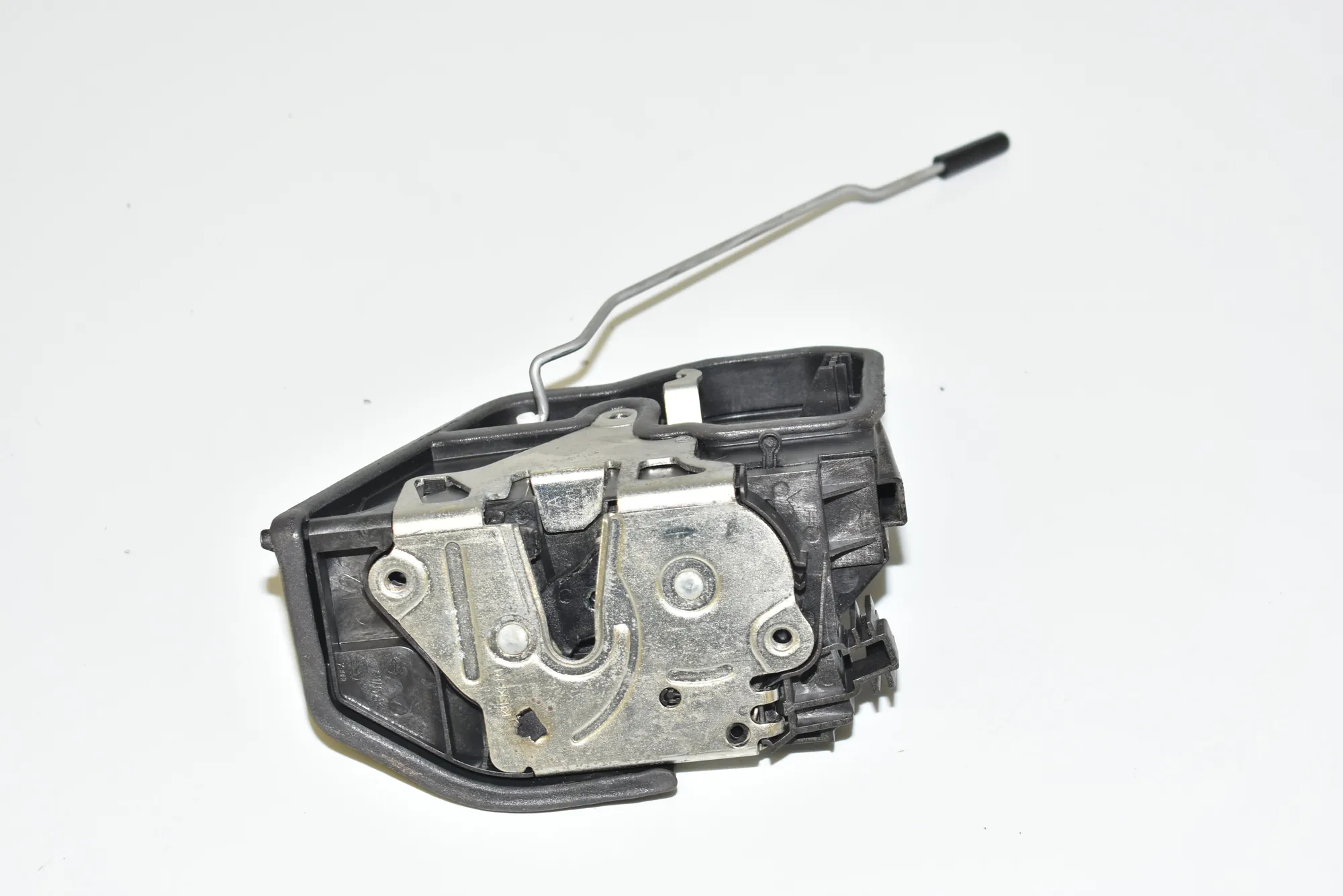 Rear Left Door Lock – OEM 7167075 · BMW 5 (E60) 535 d 2006 – 3