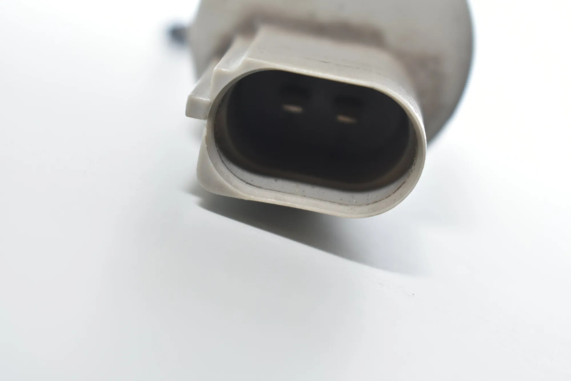 Washer Tank Motor – OEM 6934159 · BMW 5 (E60) 535 d 2006 – 3