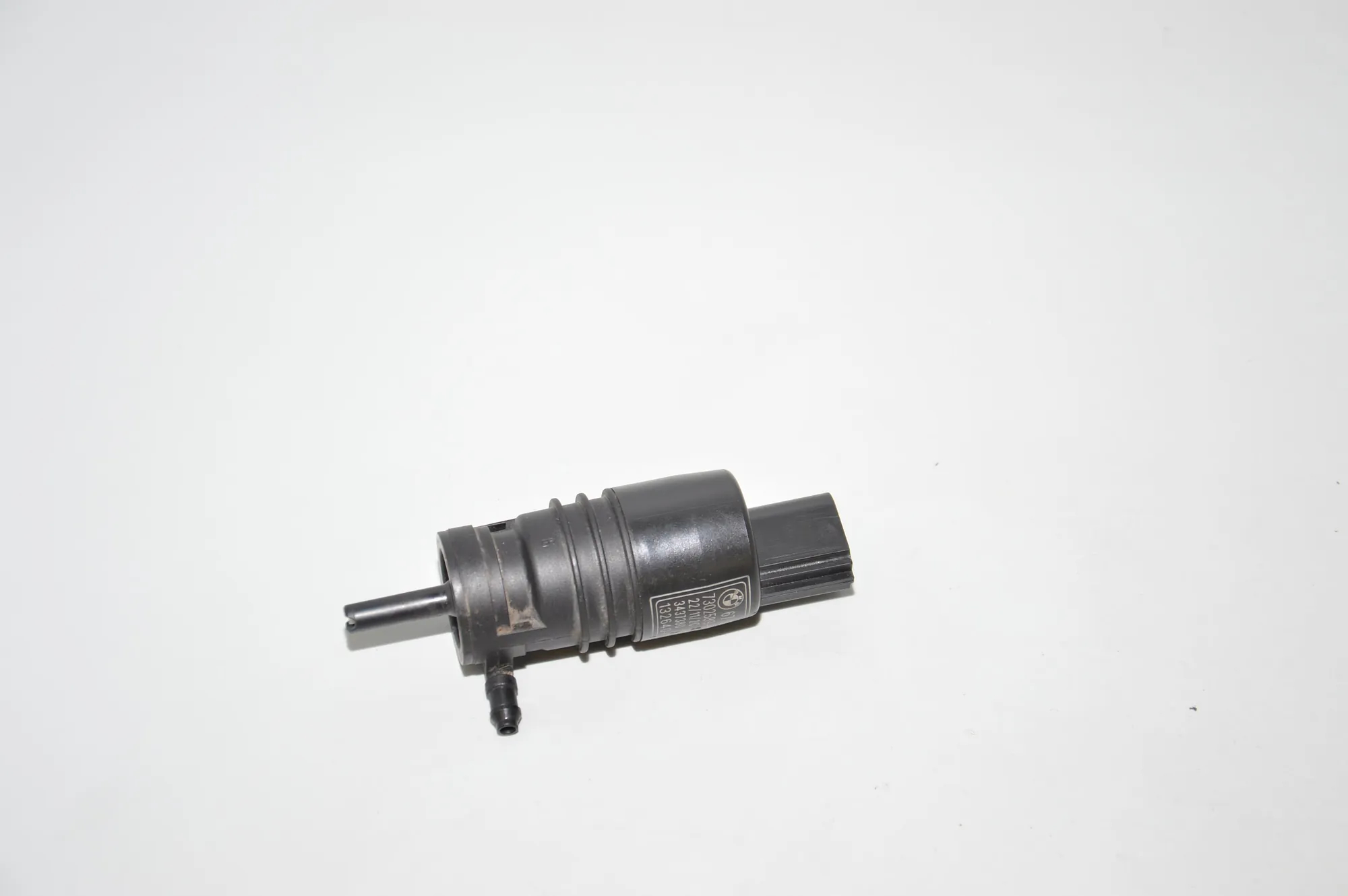 Washer Tank Motor – OEM 7302589 · BMW 3 Touring (E91) 318 d 2011
