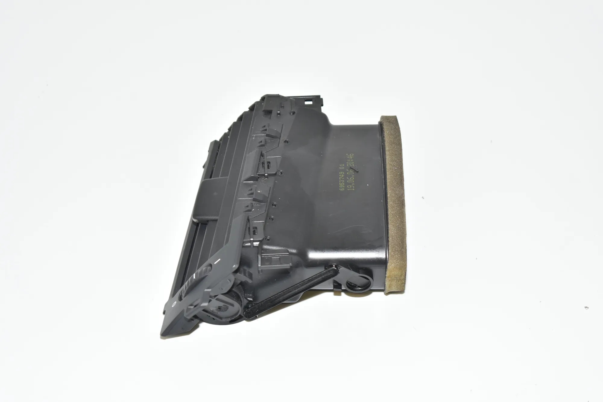 Dashboard Air Vents – OEM 6910731 · BMW 5 (E60) 535 d 2006 – 2