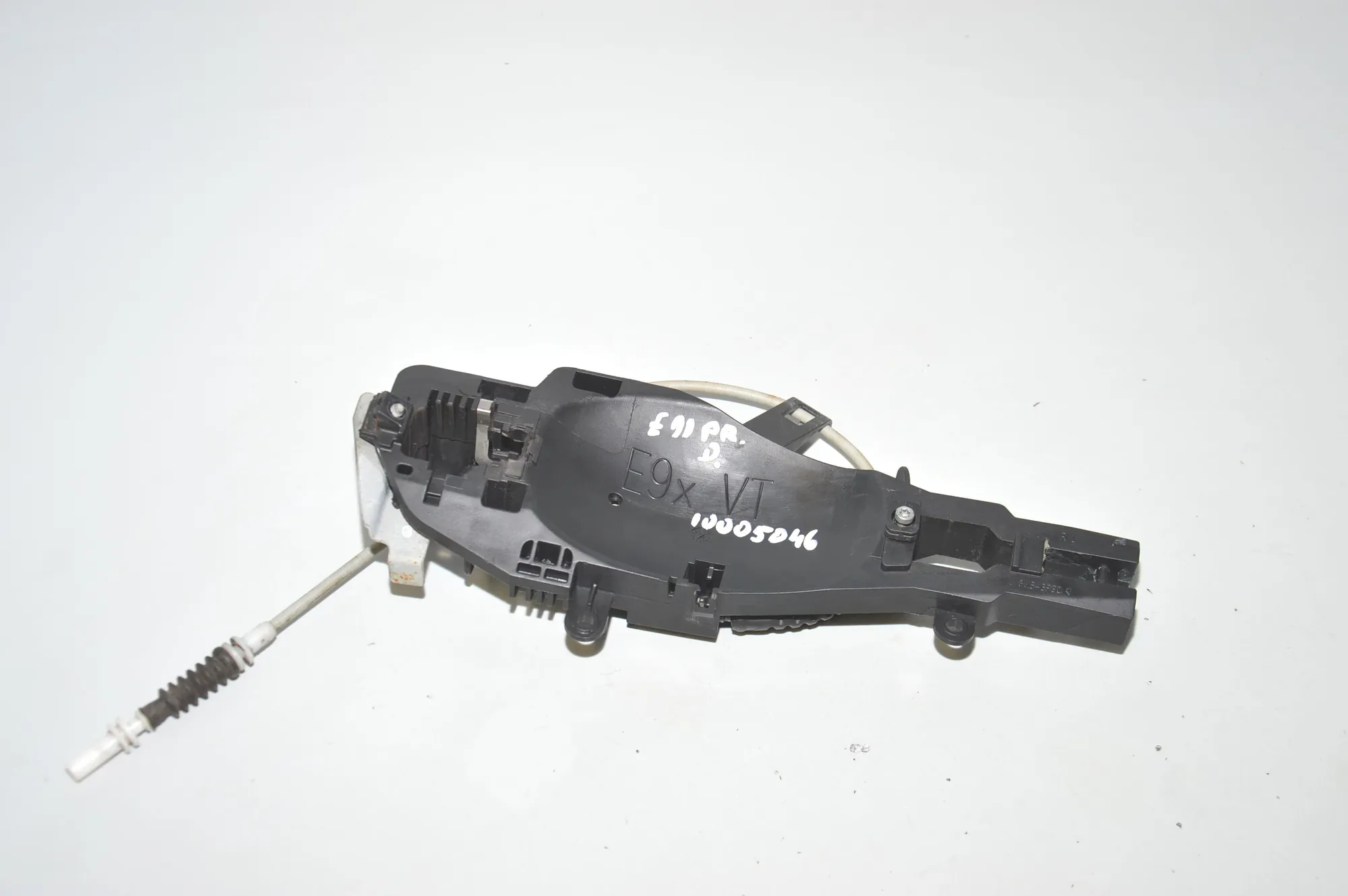 Front Right Door Interior Handle Frame – OEM 7059971 · BMW 3 Touring (E91) 318 d 2011 – 2