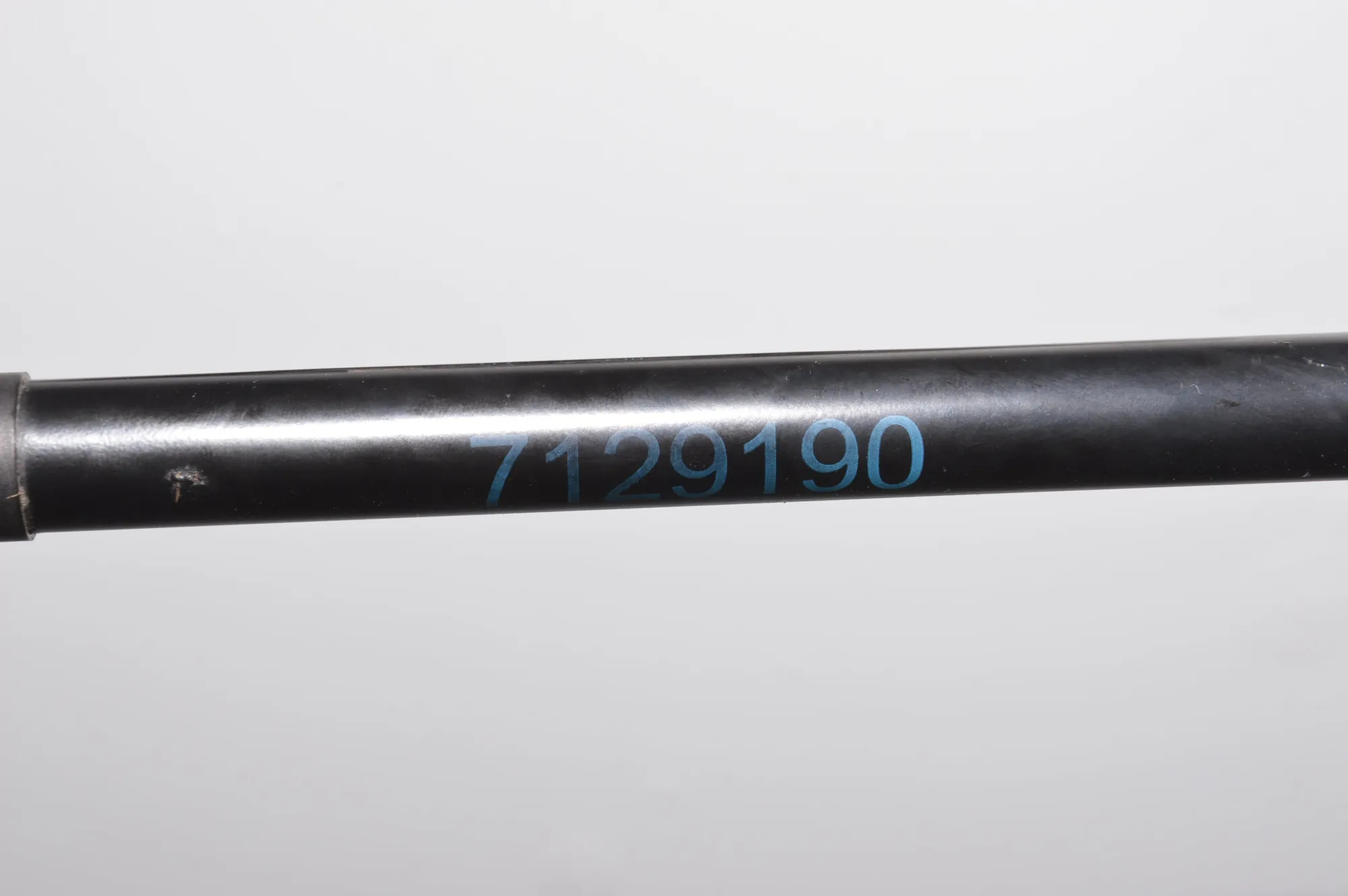 Front Left Bonnet Strut – OEM 7129190 · BMW 3 Touring (E91) 318 d 2011 – 5