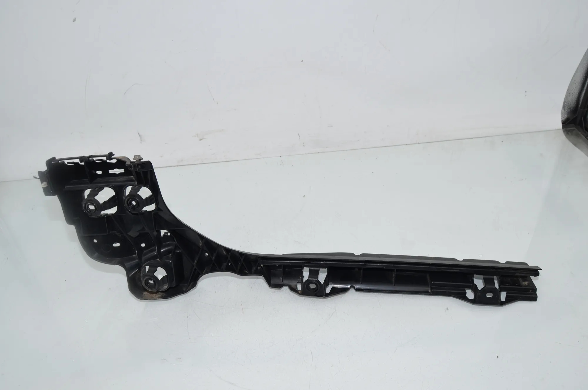 Rear Right Bumper Bracket – OEM 5A1CC62 · BMW 3 Touring (G21) (2019 - -) 320 d 2024 – 3