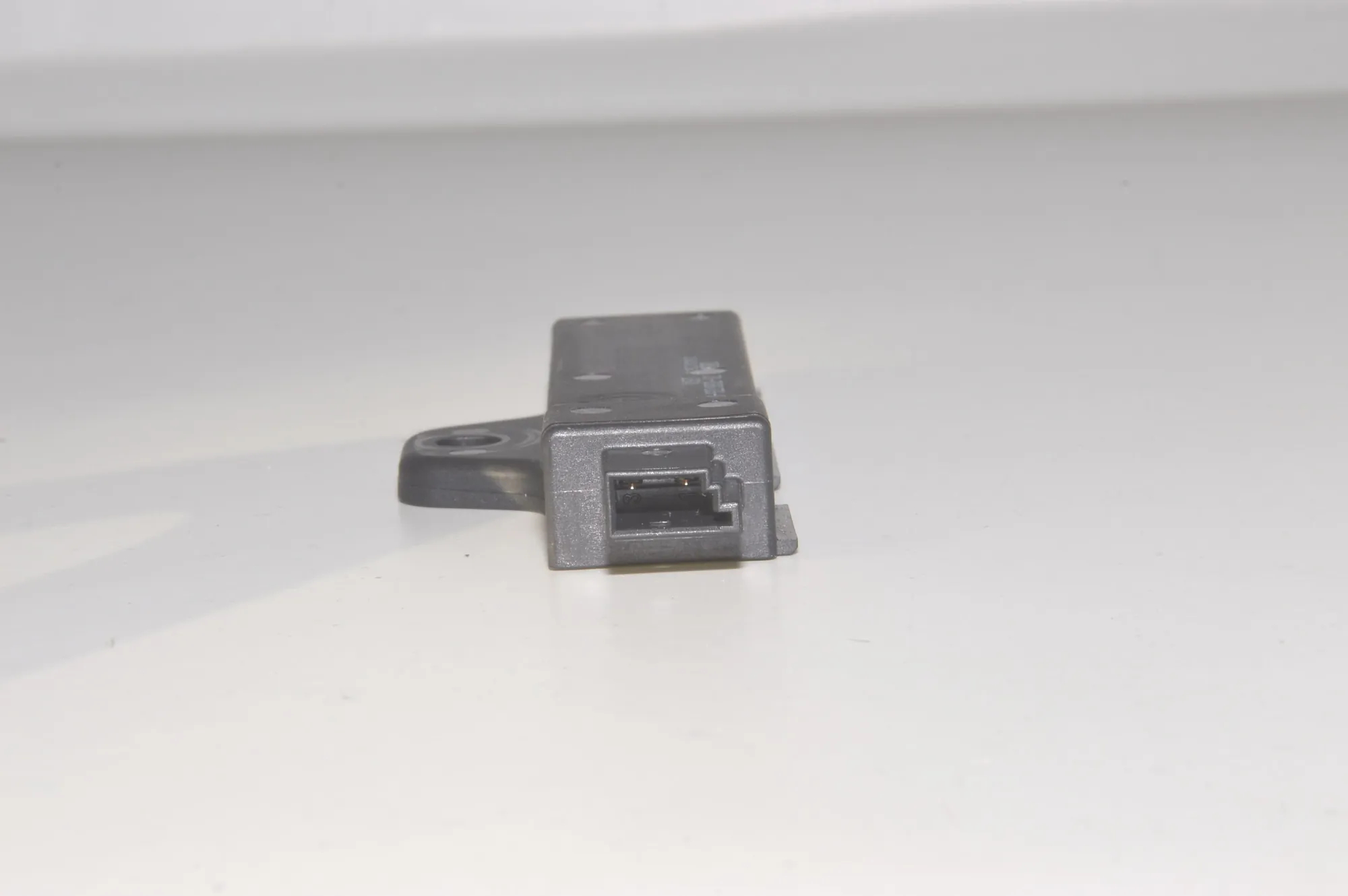 Antenna – OEM 9220832 · BMW i3 (I01) Electric 2019 – 4