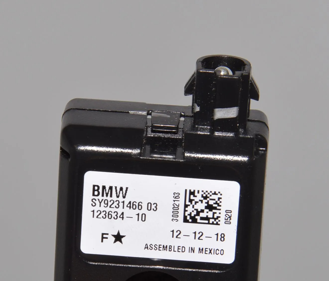Antenna – OEM 9231466 · BMW i3 (I01) Electric 2019 – 6