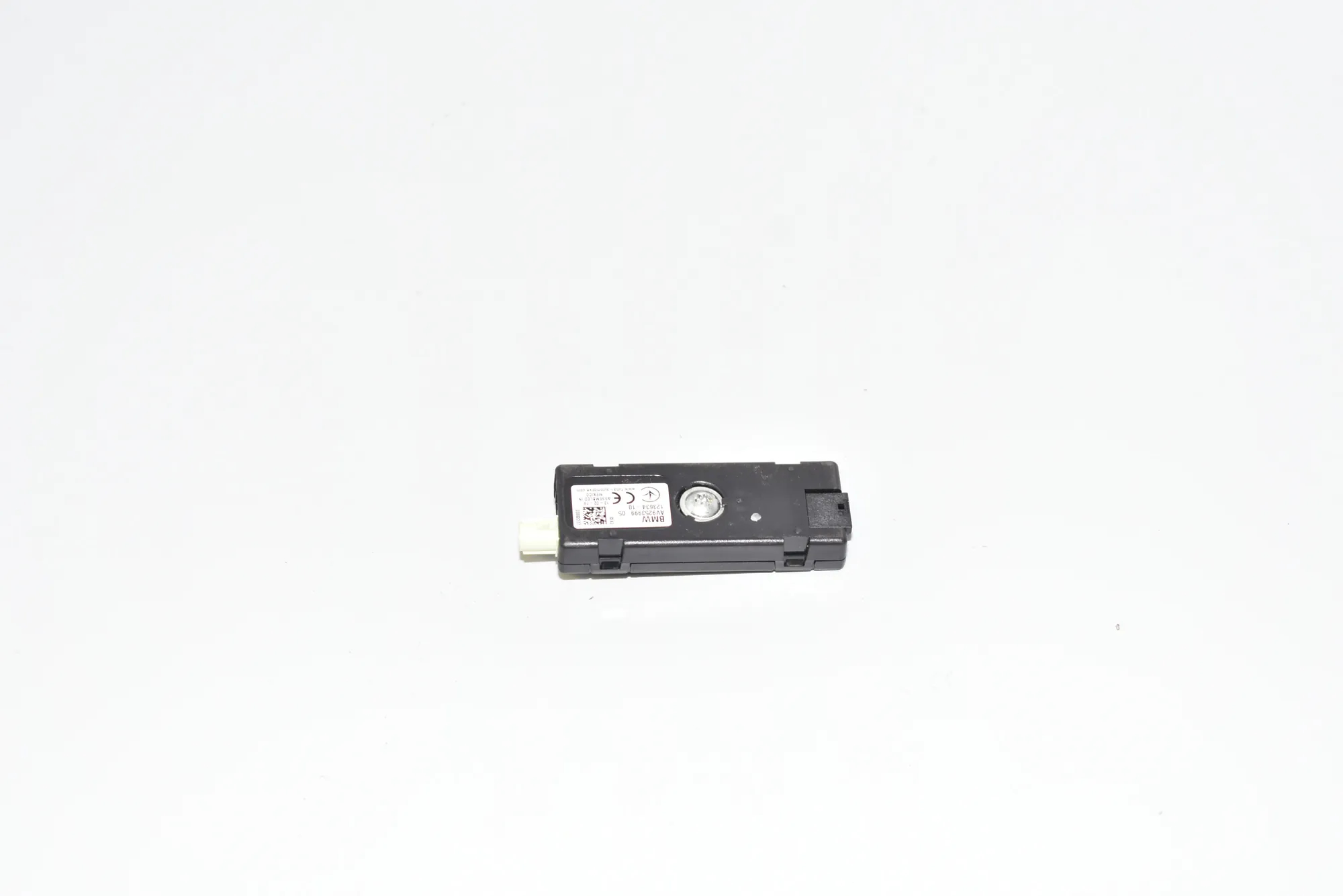 Antenna – OEM 9253999 · BMW i3 (I01) BMW i3 (I01) Electric 2019