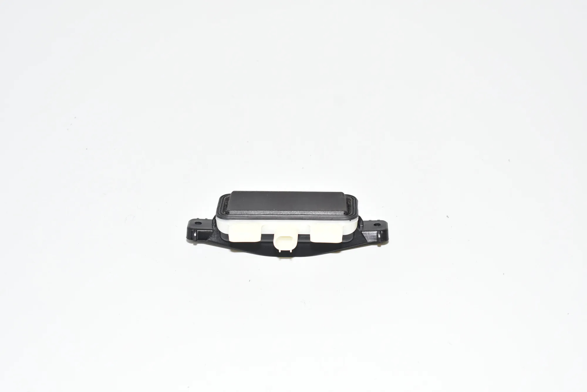 Tailgate Handle – OEM 8113312 · BMW i3 (I01) BMW i3 (I01) Electric 2019