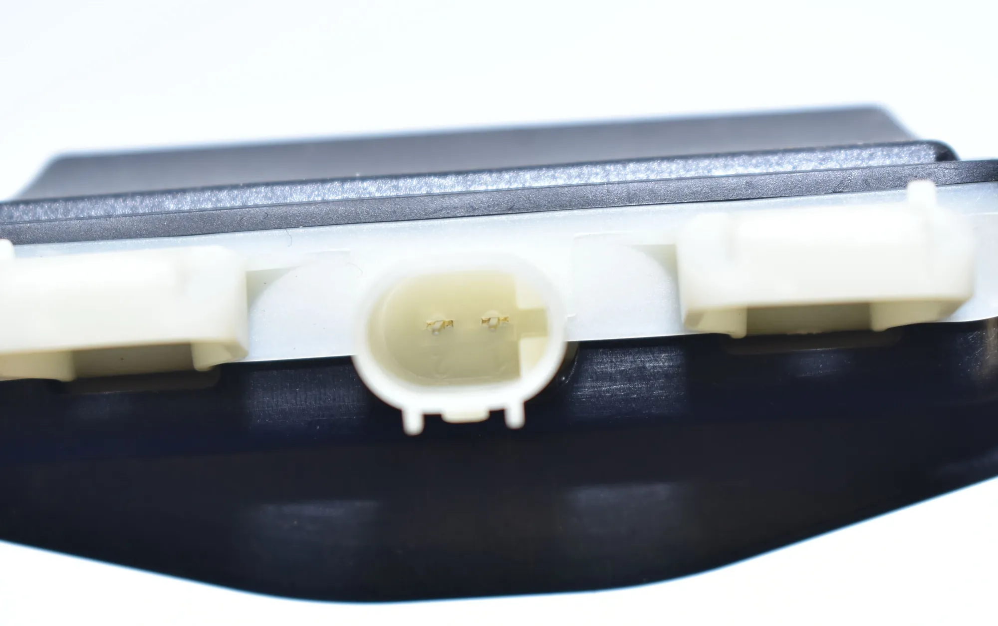 Tailgate Handle – OEM 8113312 · BMW i3 (I01) BMW i3 (I01) Electric 2019 – 4