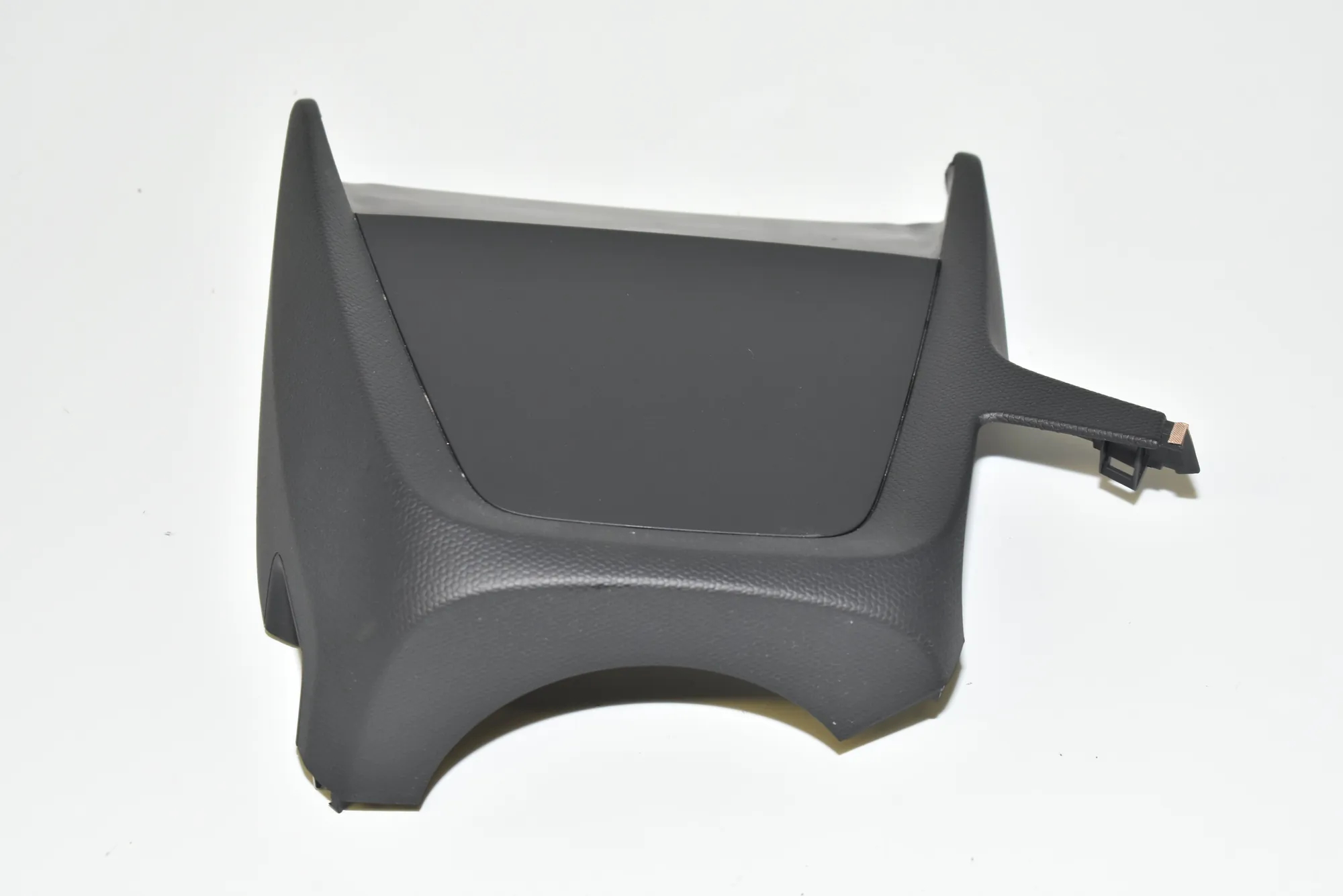Steering Mechanism Trim – OEM 9285064 · BMW i3 (I01) Electric 2019 – 2
