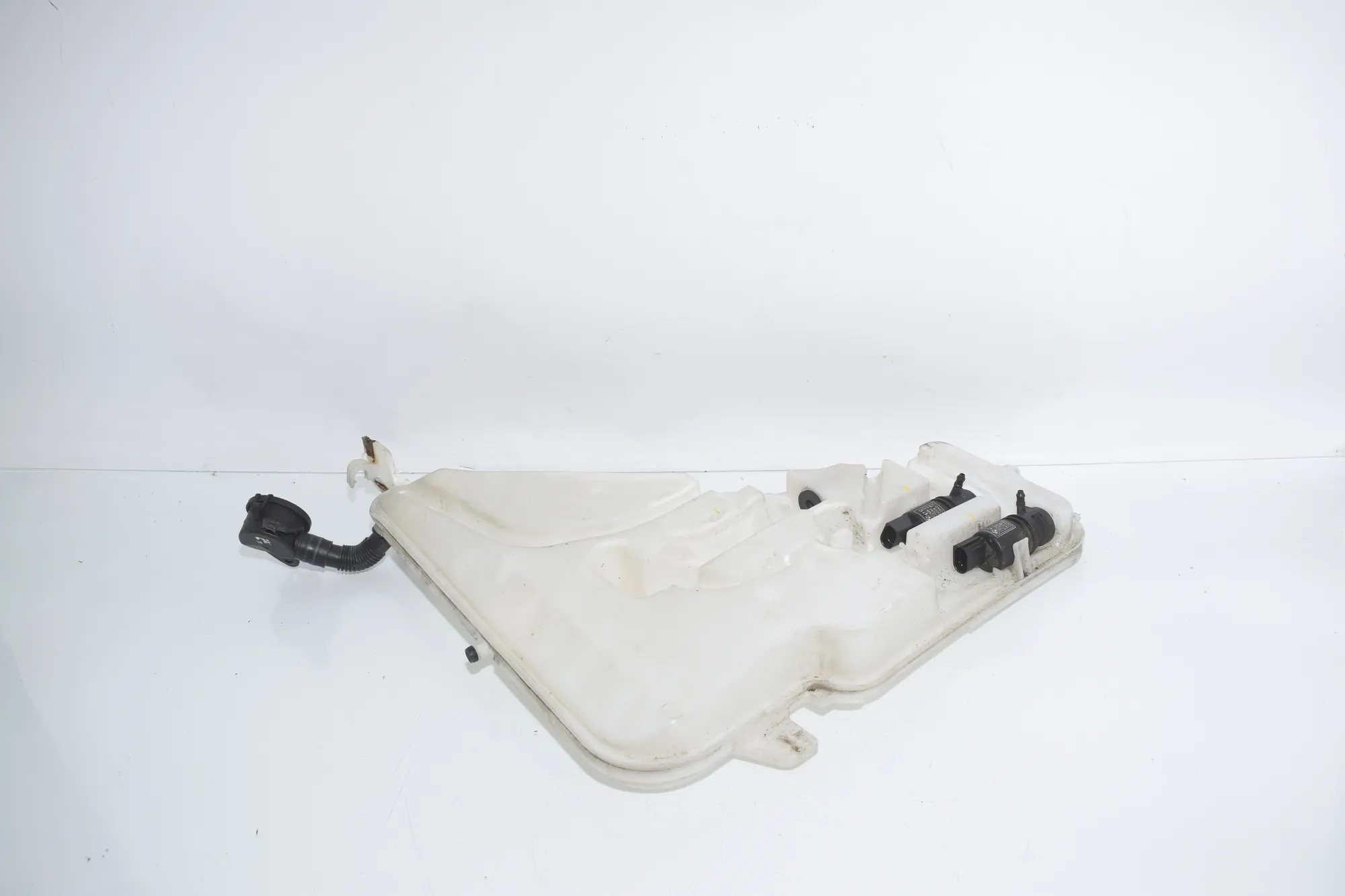 Window Washer Tank – OEM 7241675 · BMW 3 Touring (F31) 330 d 2013 – 2