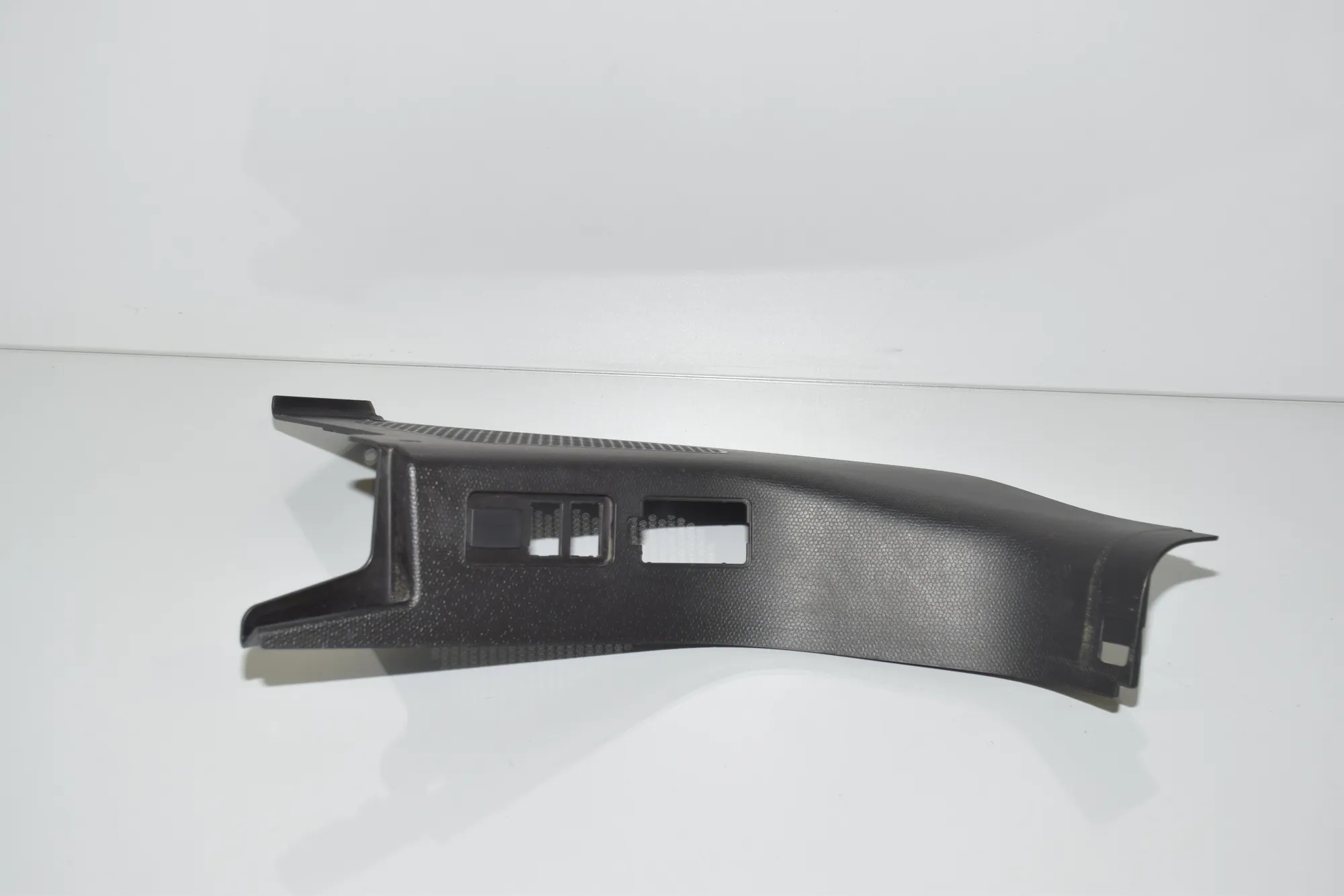 Front Left A Pillar Trim – OEM 7272417 · BMW i3 (I01) Electric 2019 – 2