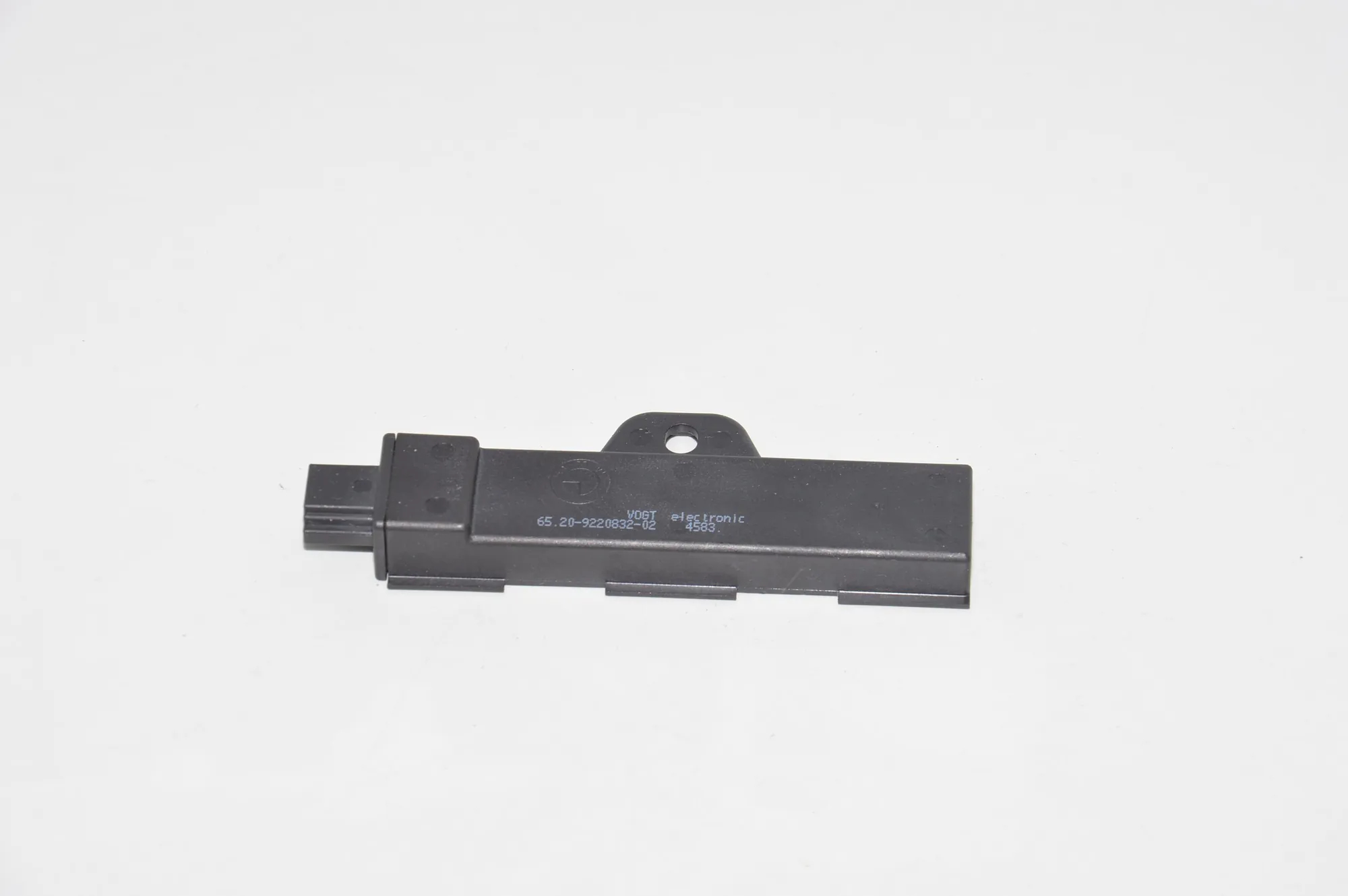 Antenna – OEM 9220832 · BMW i3 (I01) Electric 2019