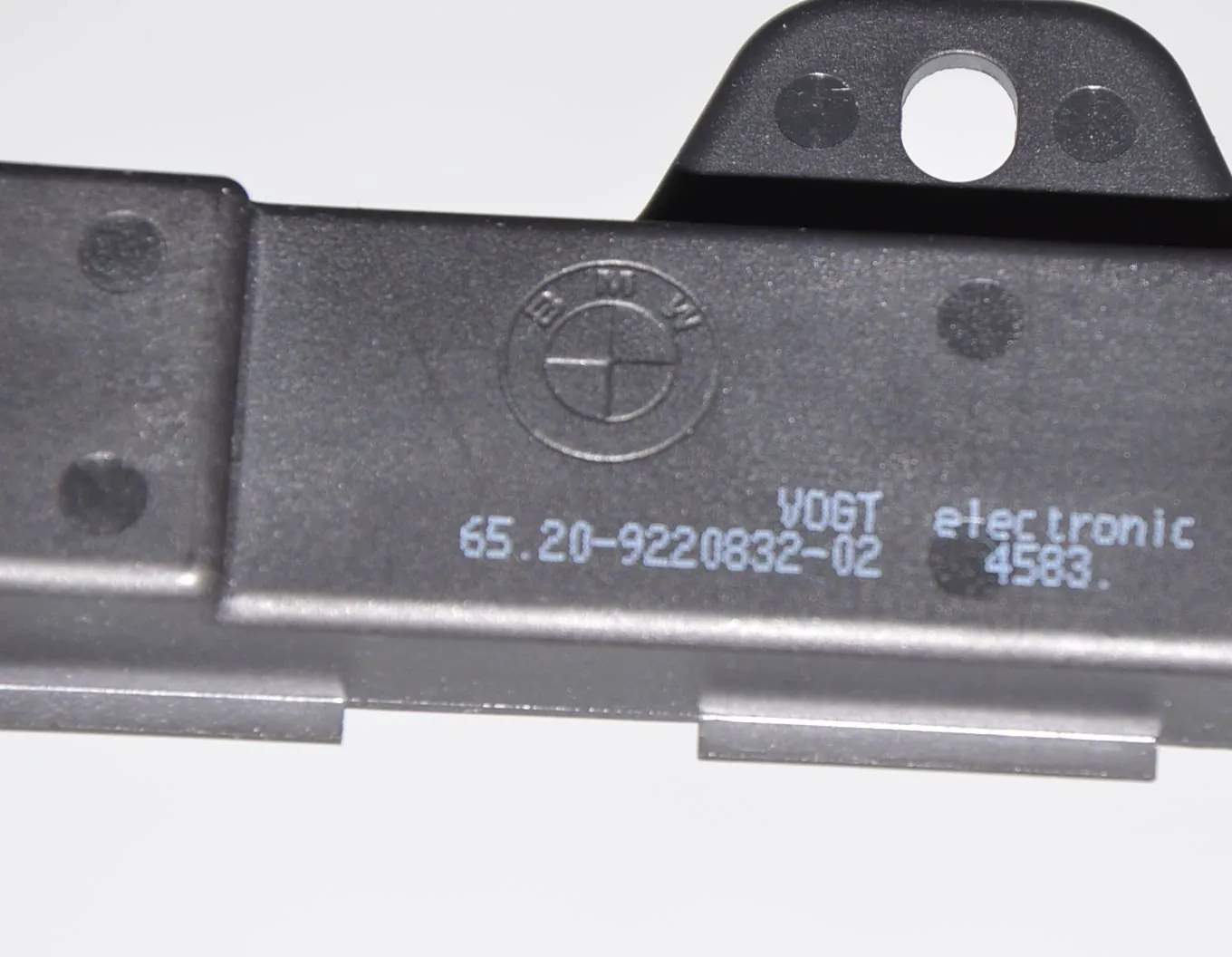 Antenna – OEM 9220832 · BMW i3 (I01) Electric 2019 – 5