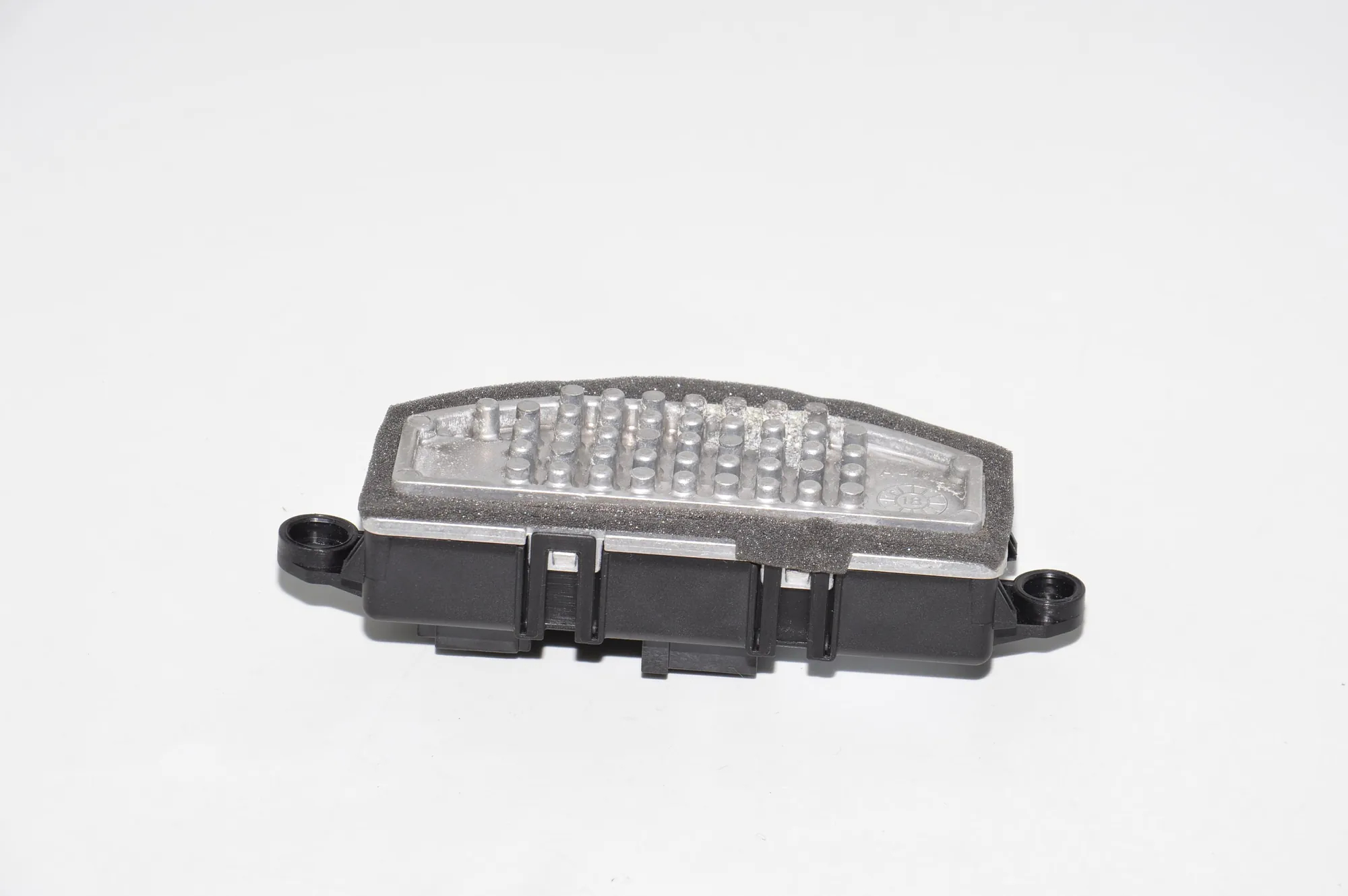 Interior Heater Resistor – OEM 9377854 · BMW i3 (I01) Electric 2019 – 2