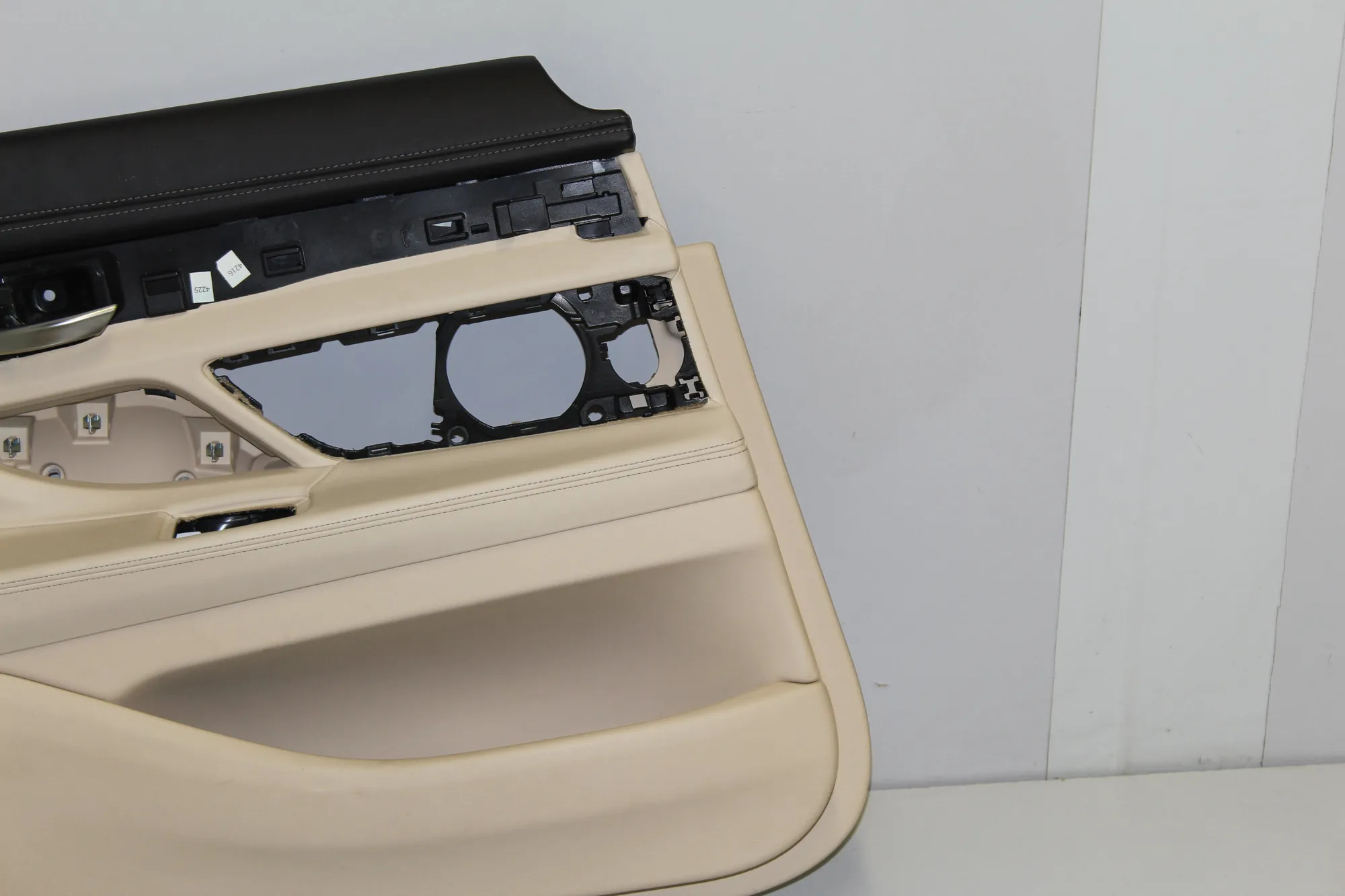 Rear Left Door Panel · BMW 7 (G11, G12) BMW 7 (G11, G12) 730 d 2015 – 3