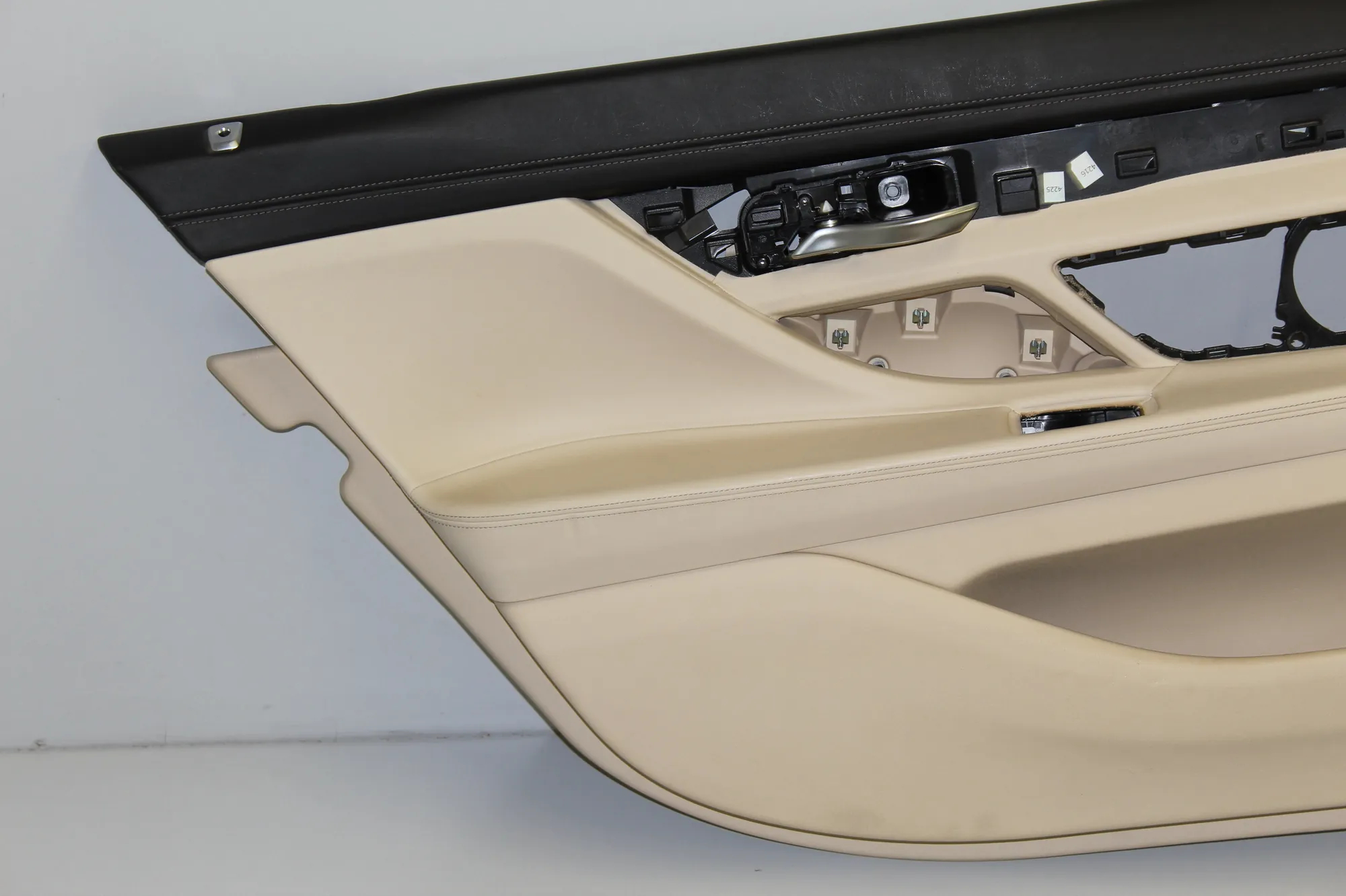 Rear Left Door Panel · BMW 7 (G11, G12) BMW 7 (G11, G12) 730 d 2015 – 2