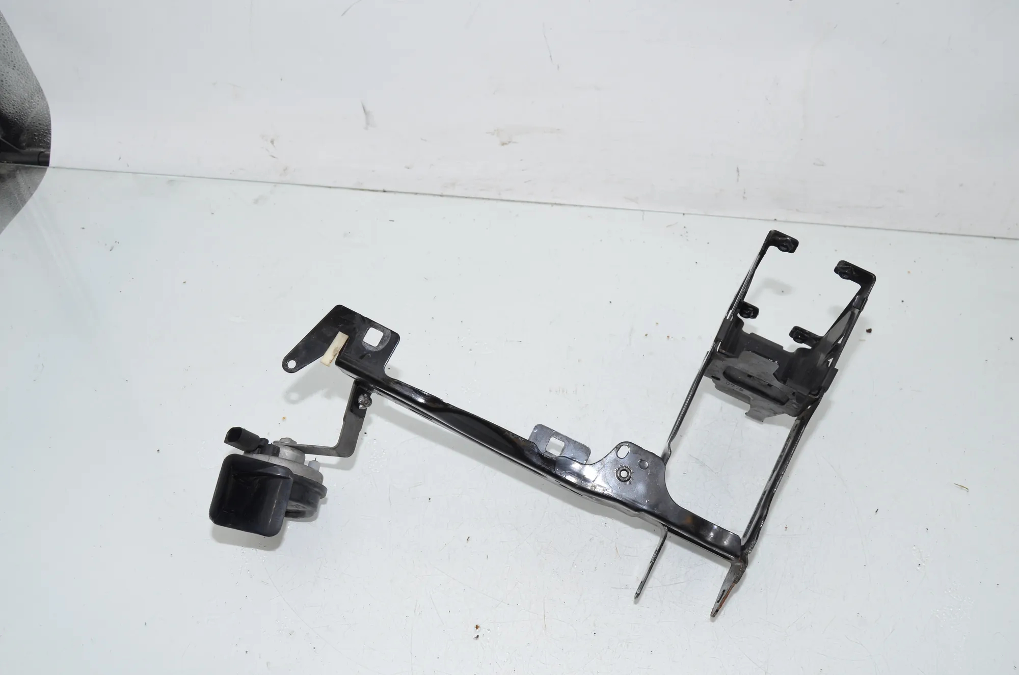 Bracket – OEM 7245791 · BMW 3 Touring (F31) 330 d 2013 – 3