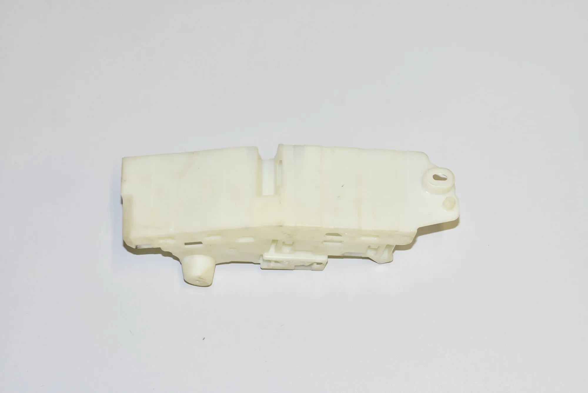 Other Interior Parts – OEM 9357552 · BMW 5 (G30) BMW 5 (G30) 530 i 2018