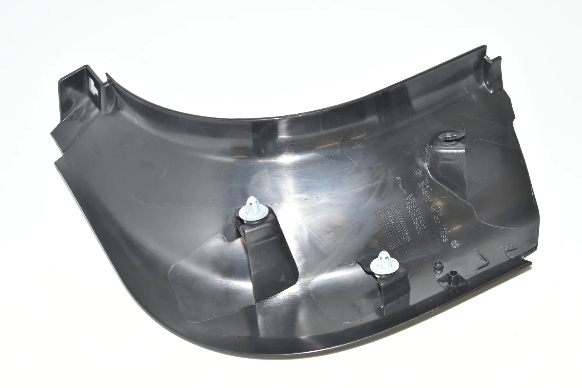 Front Right A Pillar Trim – OEM 7375732 · BMW 5 (G30) BMW 5 (G30) 530 i 2018 – 3