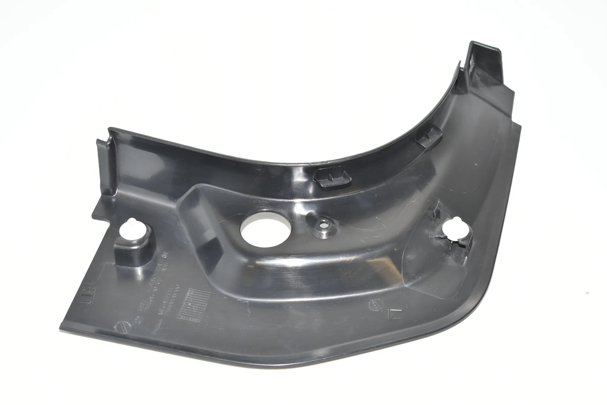 Front Left A Pillar Trim – OEM 7375731 · BMW 5 (G30) BMW 5 (G30) 530 i 2018 – 3