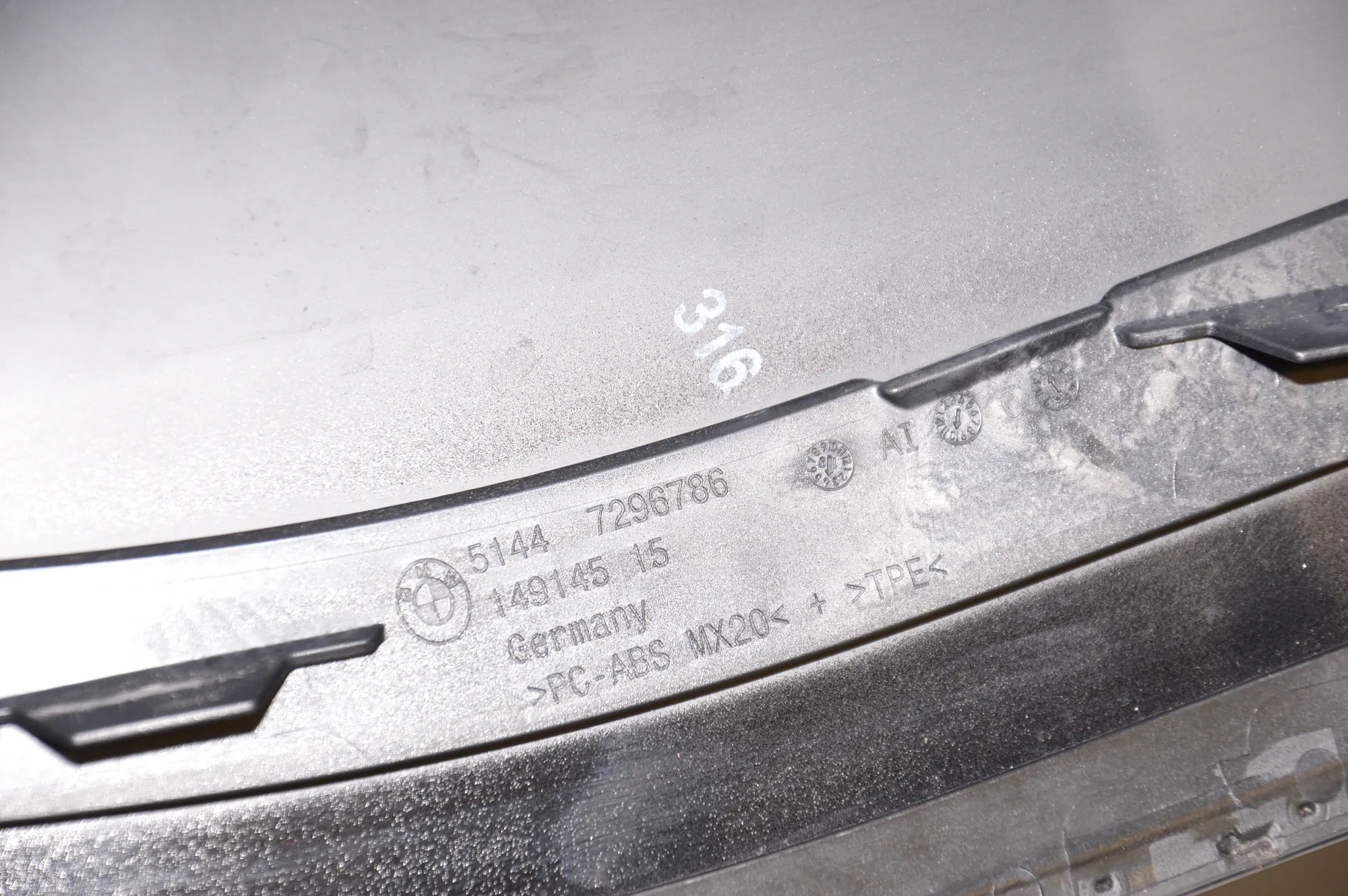Other Body Parts – OEM 7296786 · BMW i3 (I01) Electric 2019 – 8