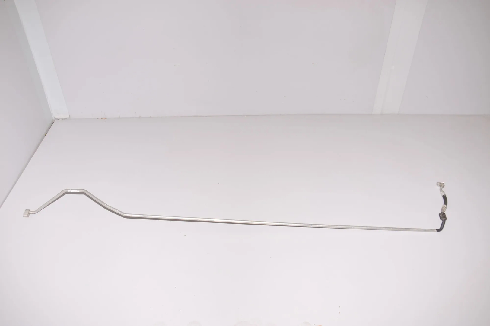 A/C Air Con Hose Pipe – OEM 9291160 · BMW i3 (I01) Electric 2019