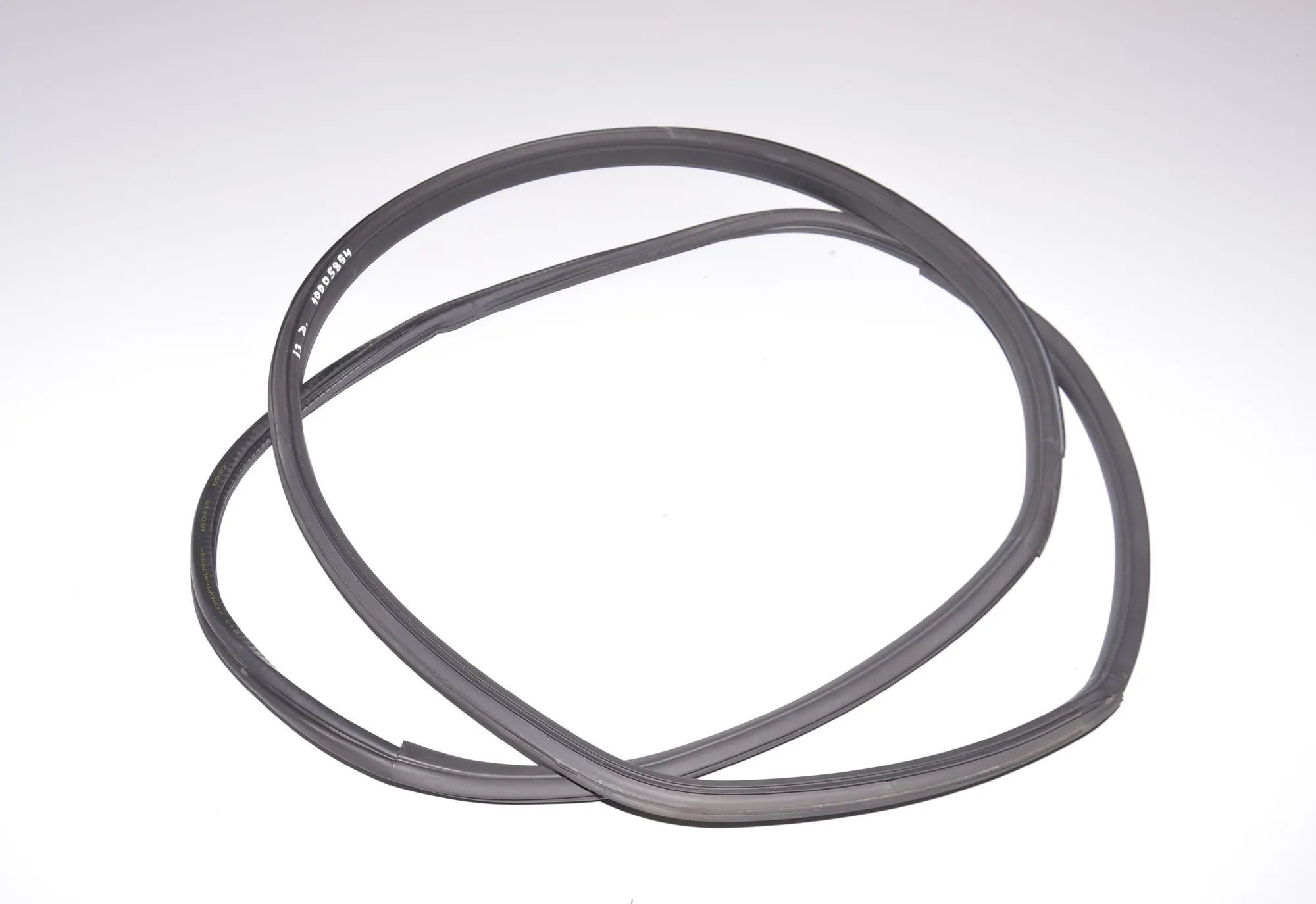 Front Right Door Seal Rubber – OEM 7301742 · BMW i3 (I01) Electric 2019 – 3