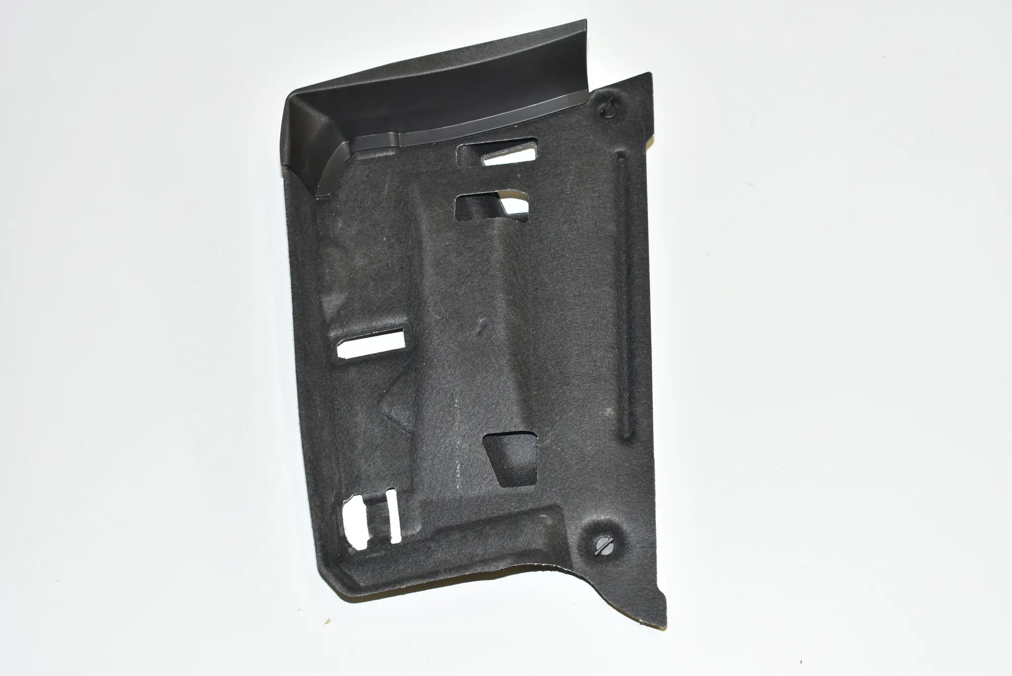 Dashboard Lower Trim – OEM 9362990 · BMW 5 (G30) BMW 5 (G30) 530 e iPerformance xDrive 2017 – 2