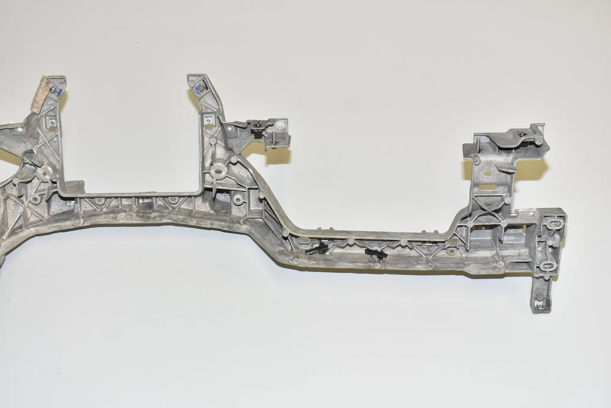 Dashboard Frame – OEM 9297644 · BMW 5 (G30) BMW 5 (G30) 530 e iPerformance xDrive 2017 – 2