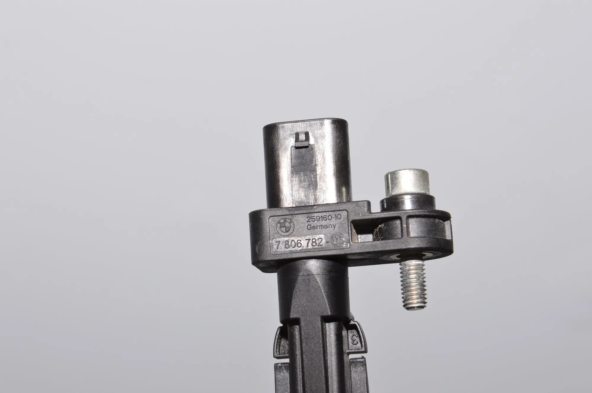 Crankshaft Position Sensor – OEM 7806782 · BMW BMW X1 (F48) 2015 – 6