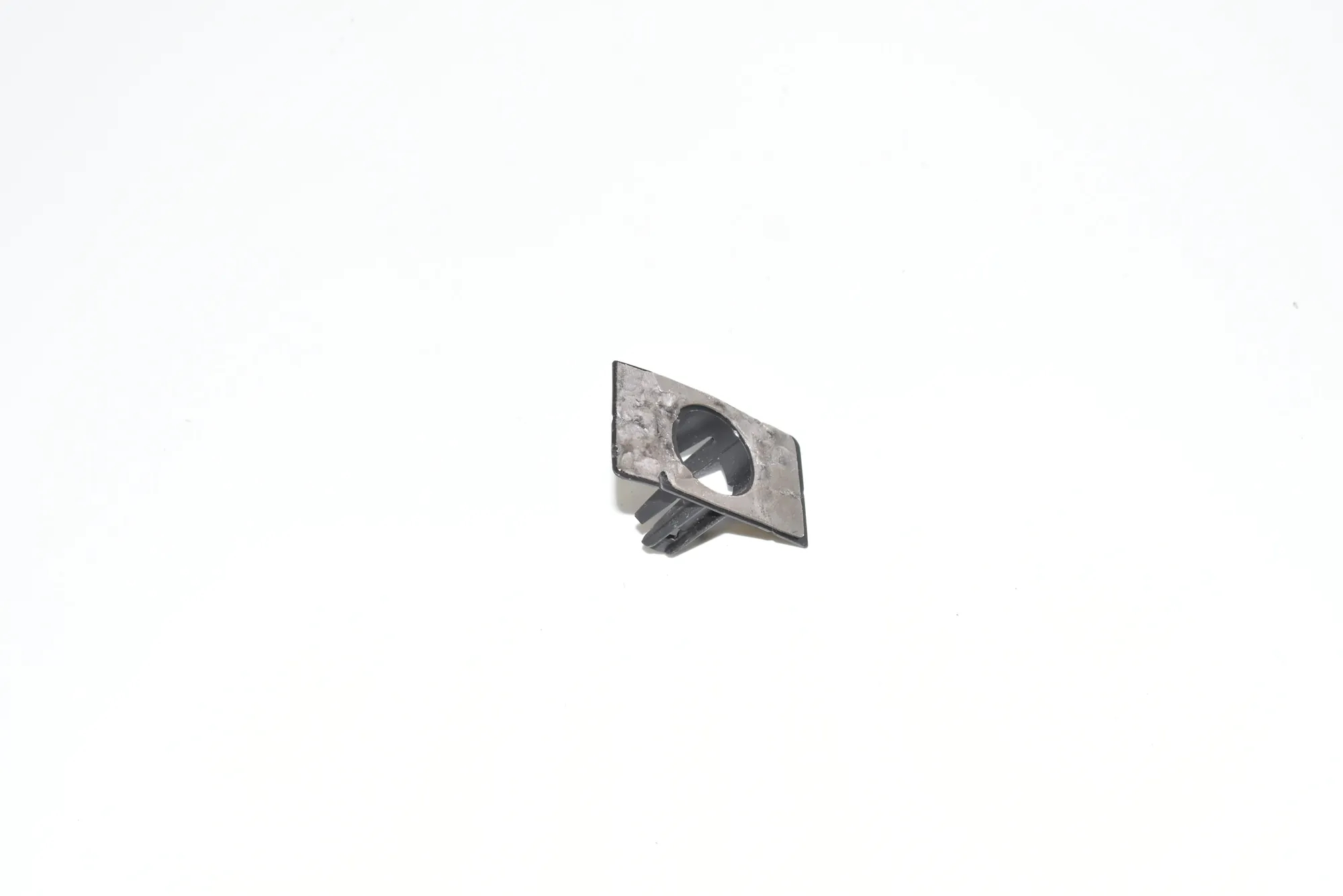 Parking Sensor Holder – OEM 7305104 · BMW i3 (I01) Electric 2019